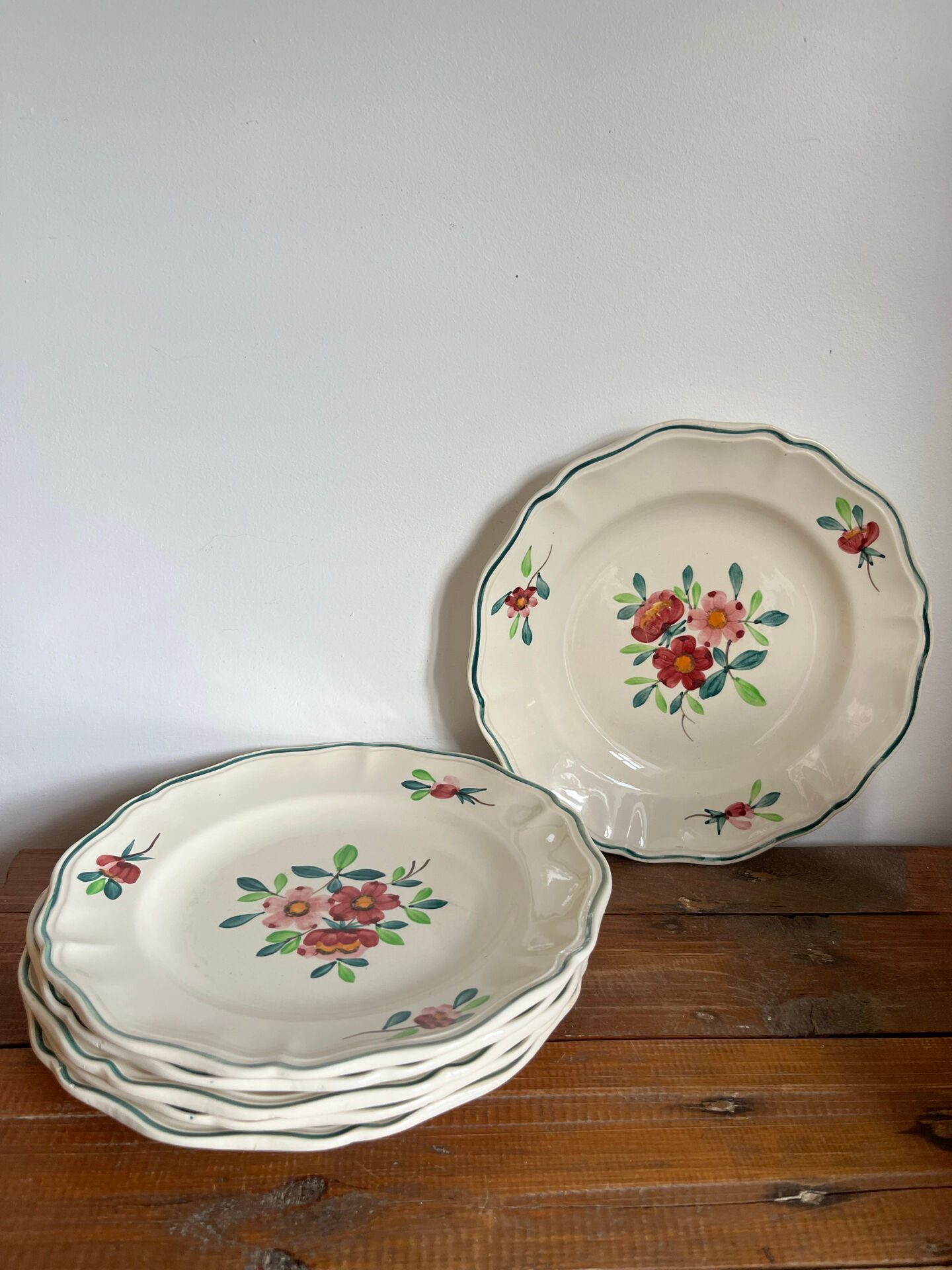 6 dinner plates