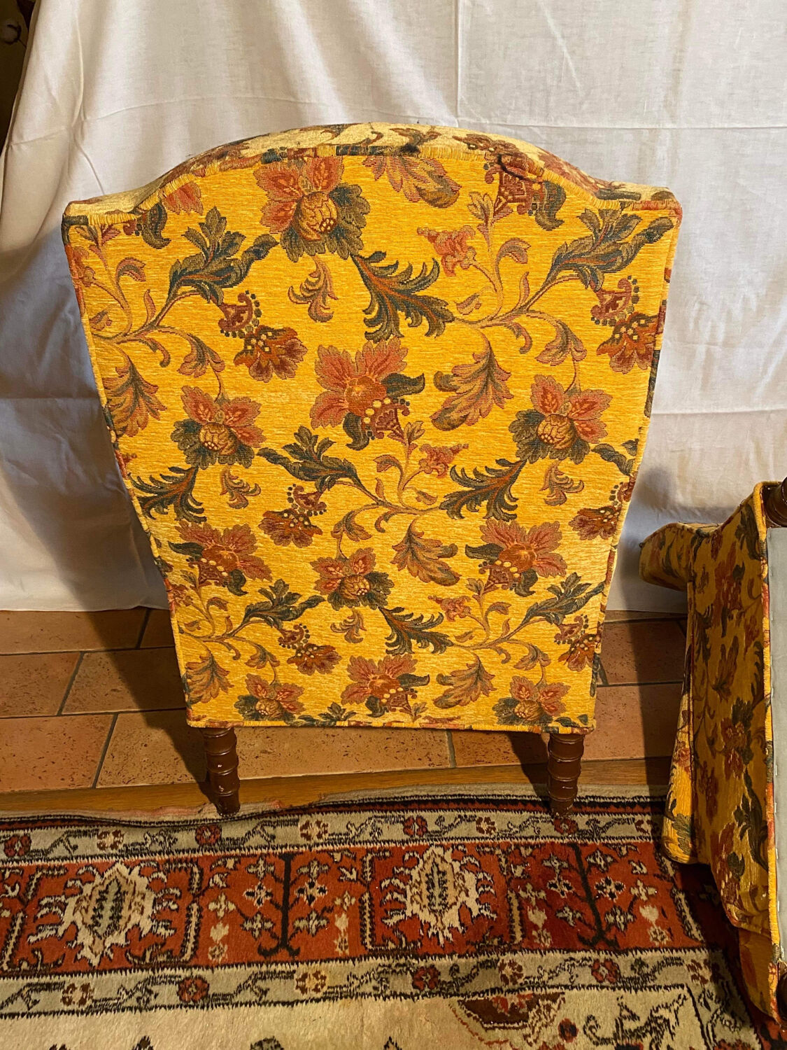 Pair of english style armchairs