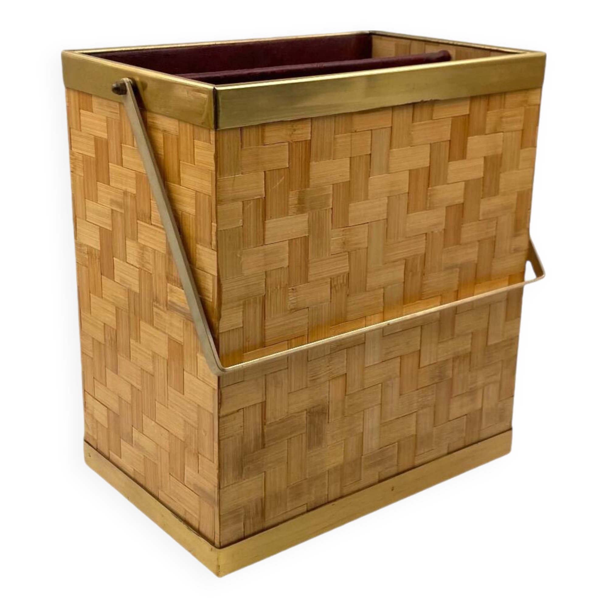 Hollywood regency brass and woven bamboo magazine rack, Metal Linea Nova Italy 1970