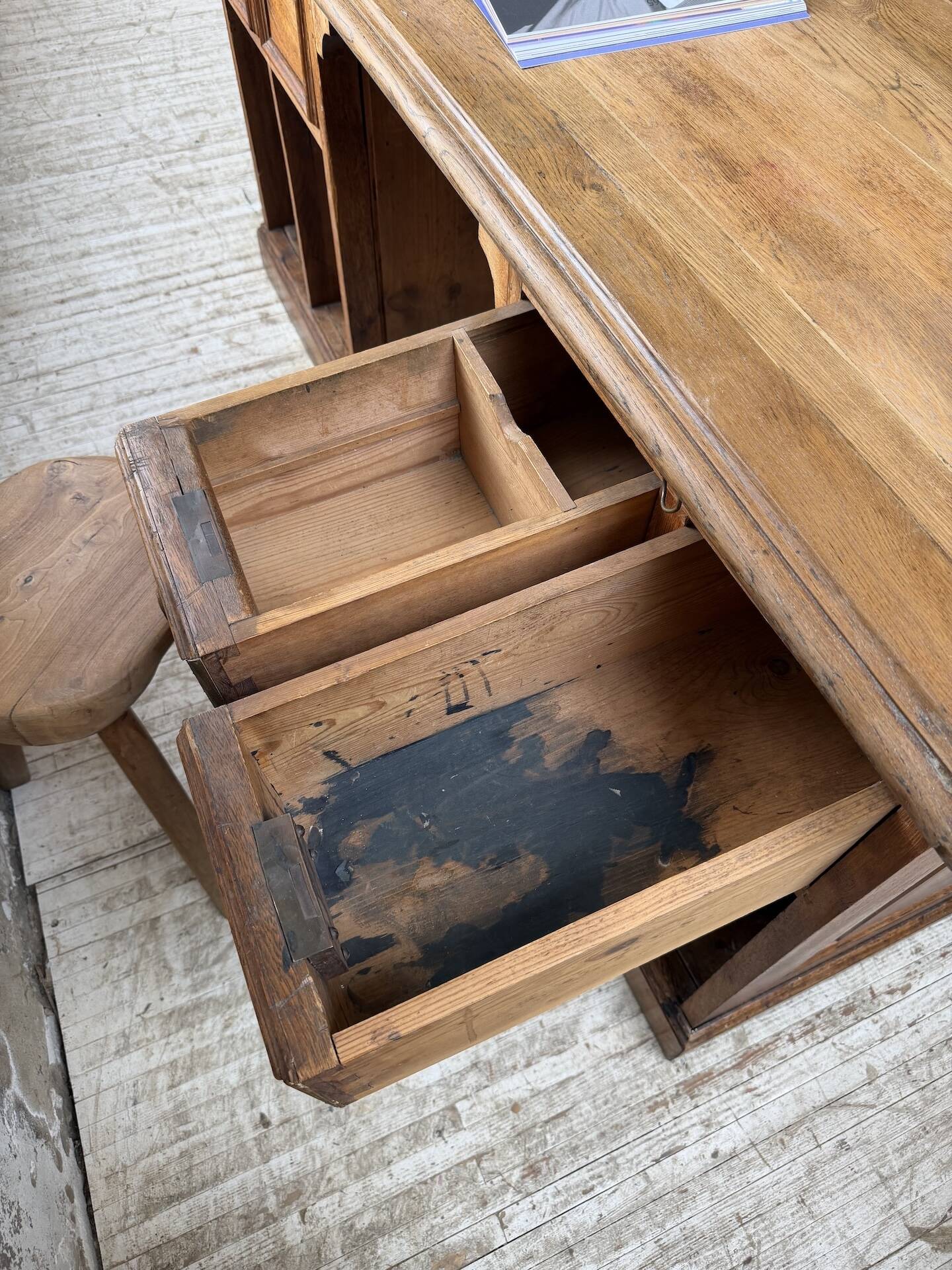 Counter or desk in oak from the 1950s.