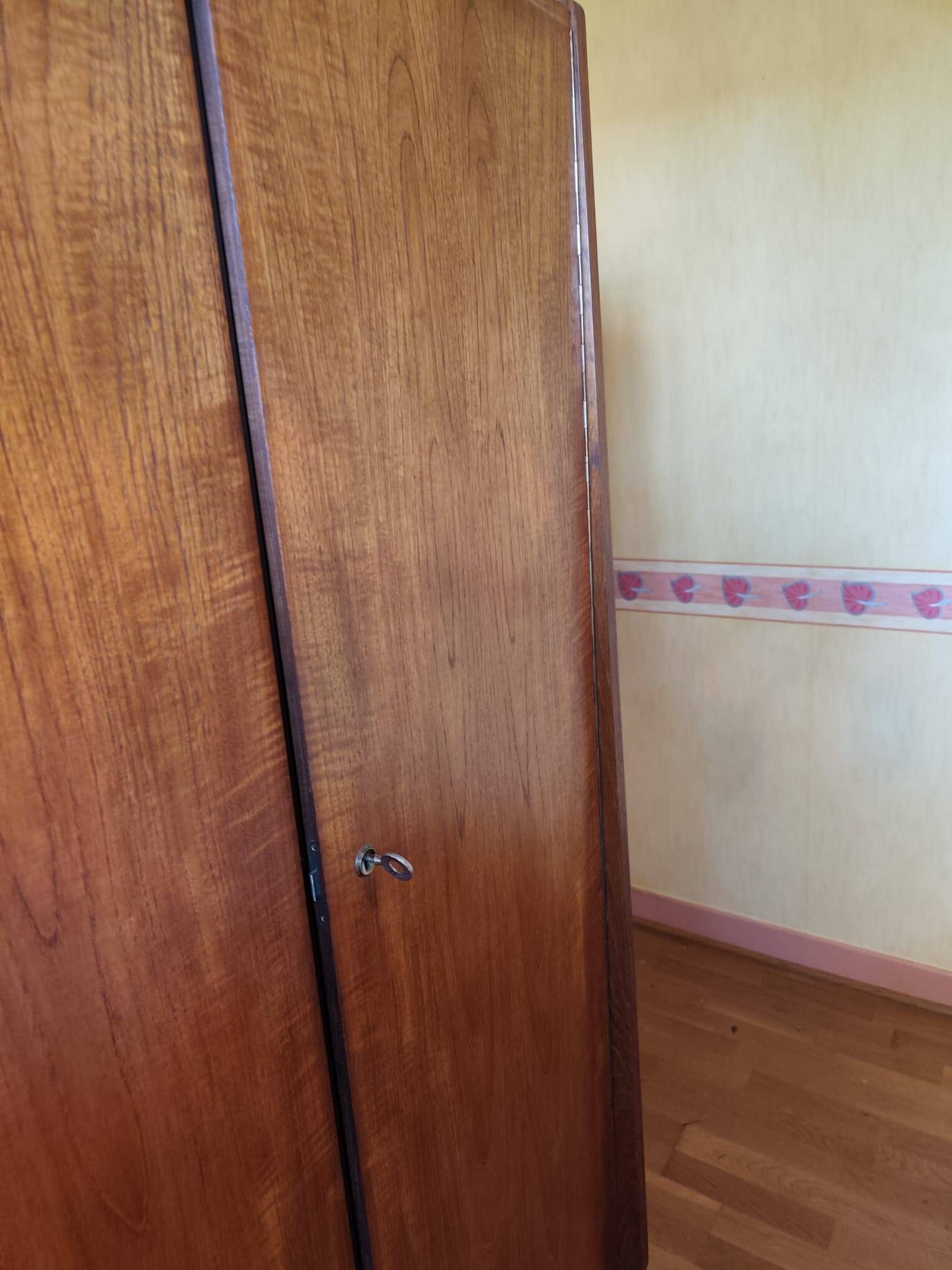 Armoire 4 portes design vintage années 60 | fabricant belge van pelt (signé