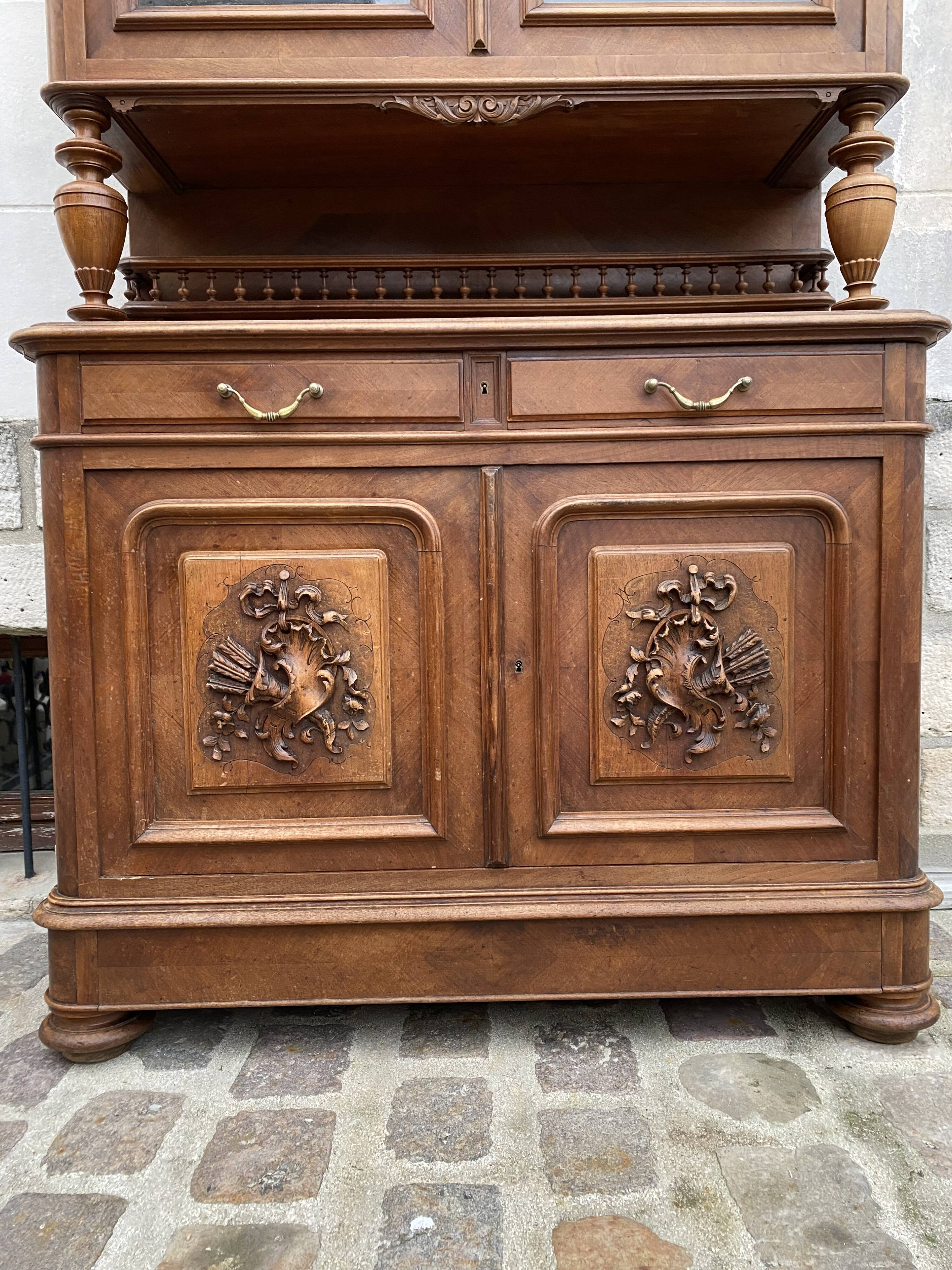 Buffet 2 glazed body