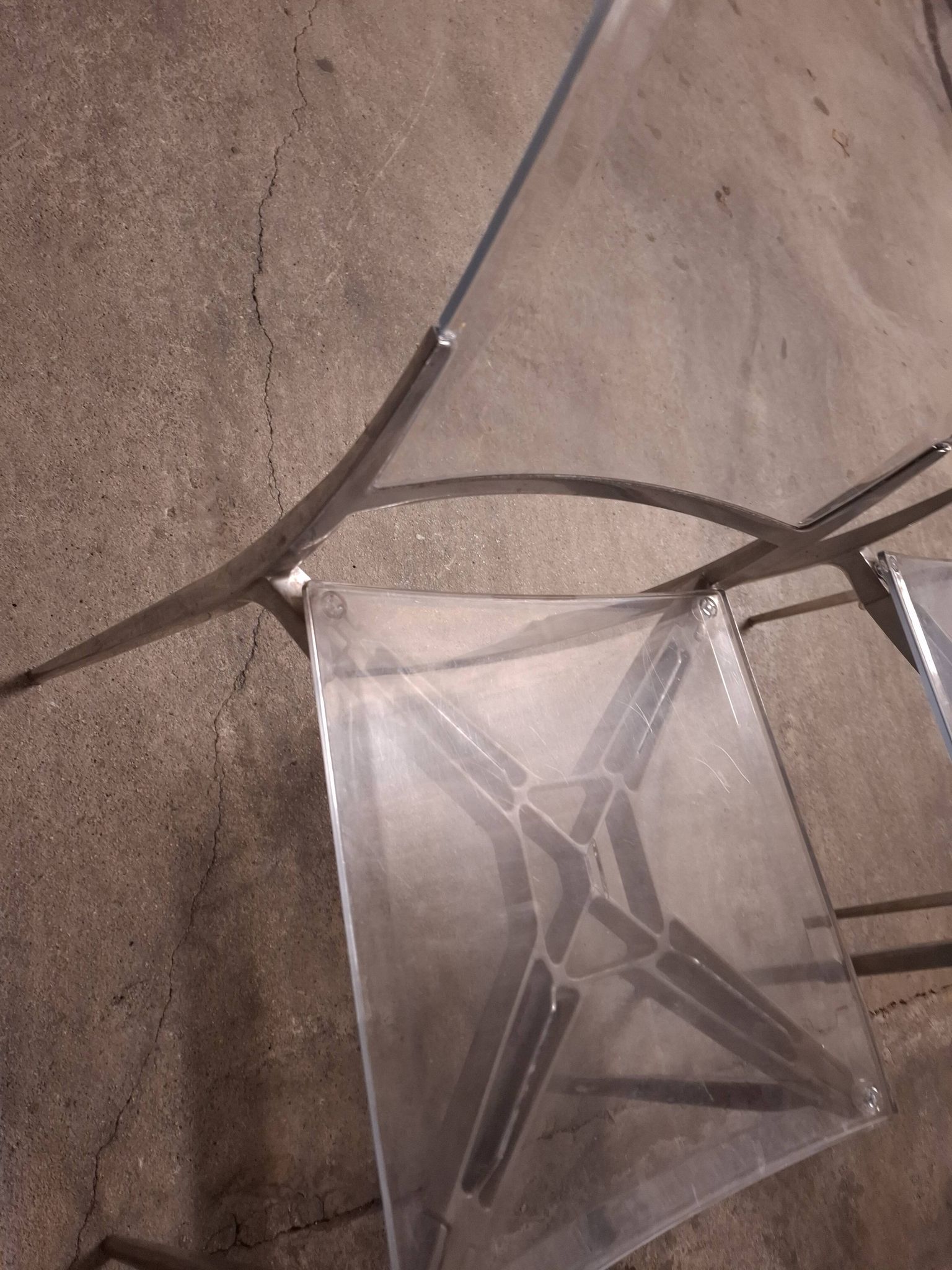 Two chairs Edition Fasem ergo by Claudio Dondoli, Marco Pocci