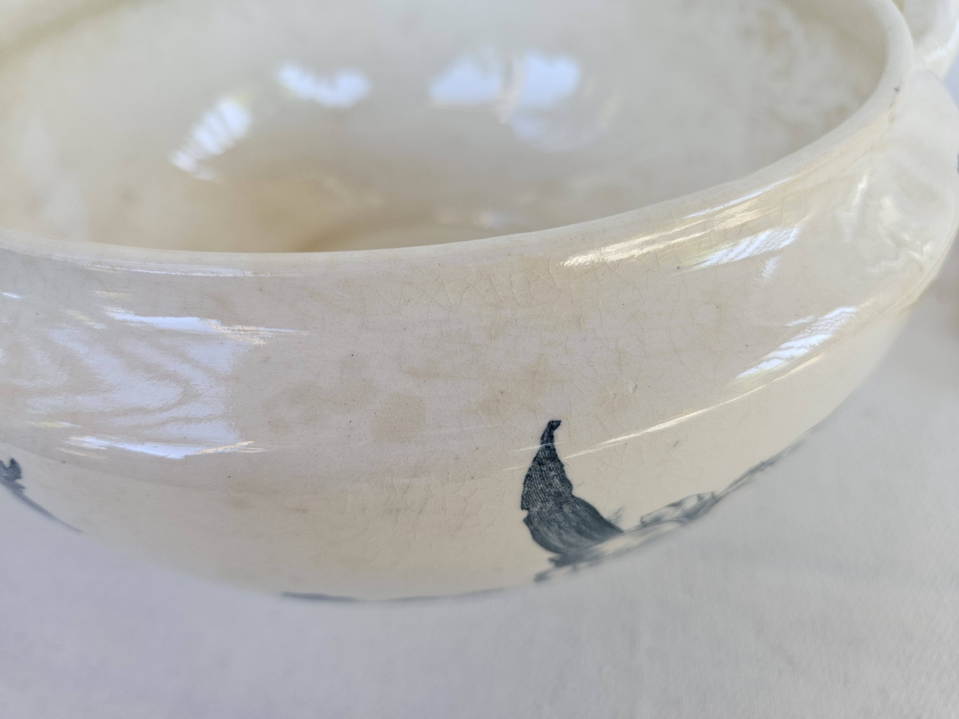 Soupière ancienne gien modèle iris