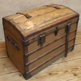 Antique curved transport trunk circa 1900 B.Vinay