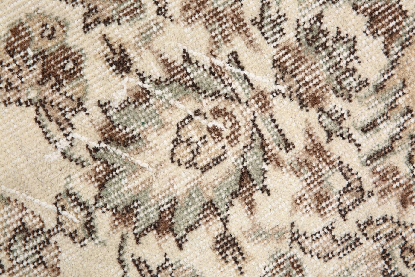 Brown & Cream Floral Vintage Rug, 195x302Cm