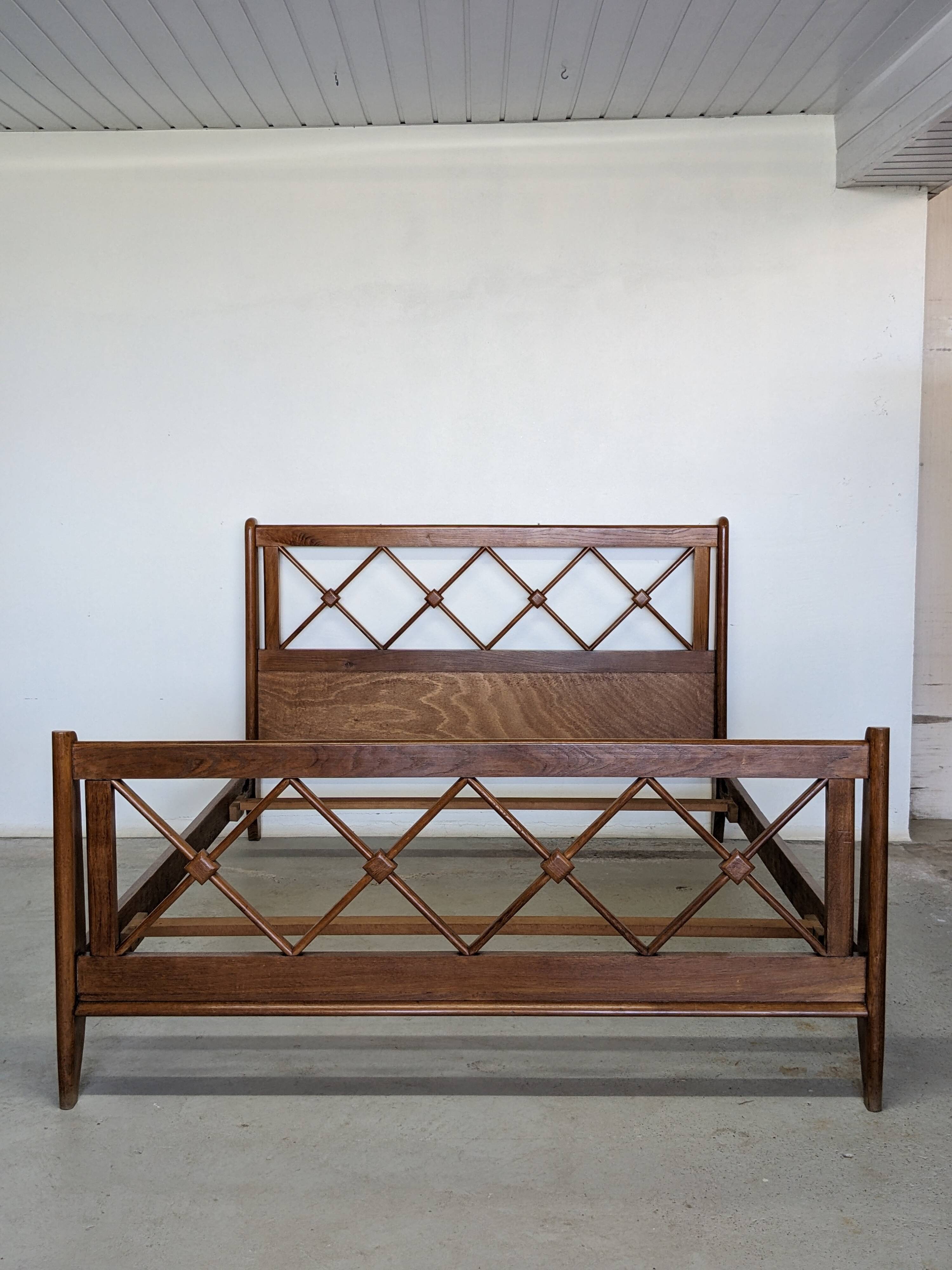 Double bed from Atelier Saint-Sabin in solid oak with lattices - 1950s