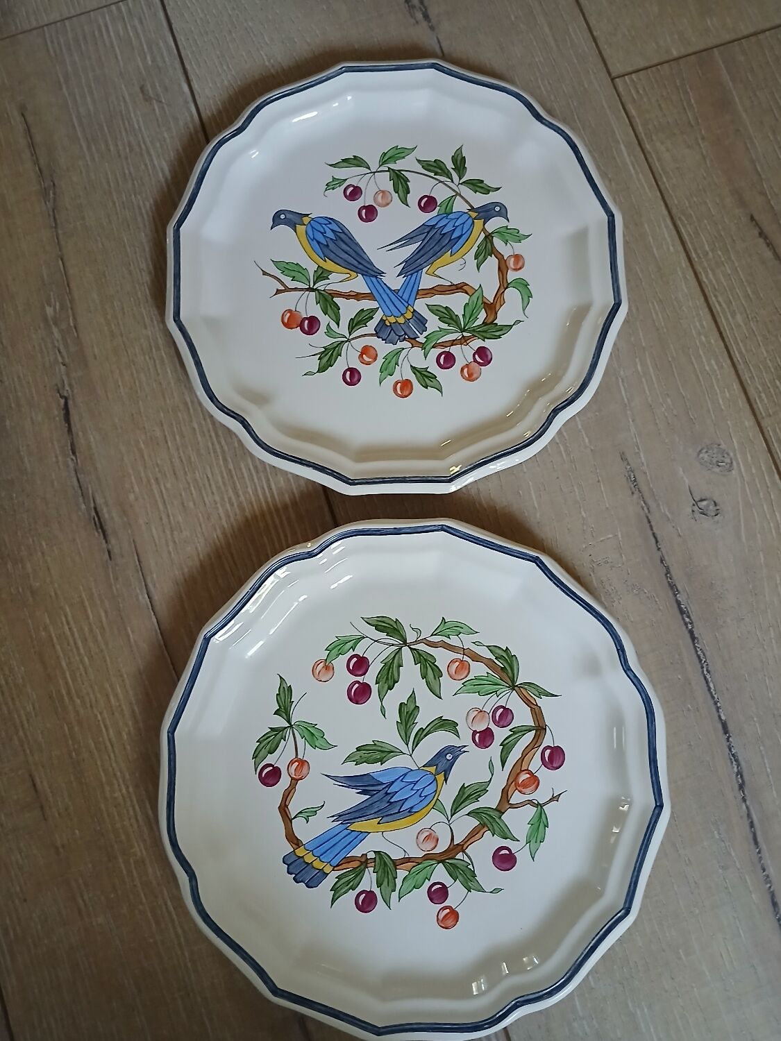 8 antique Salins dessert plates