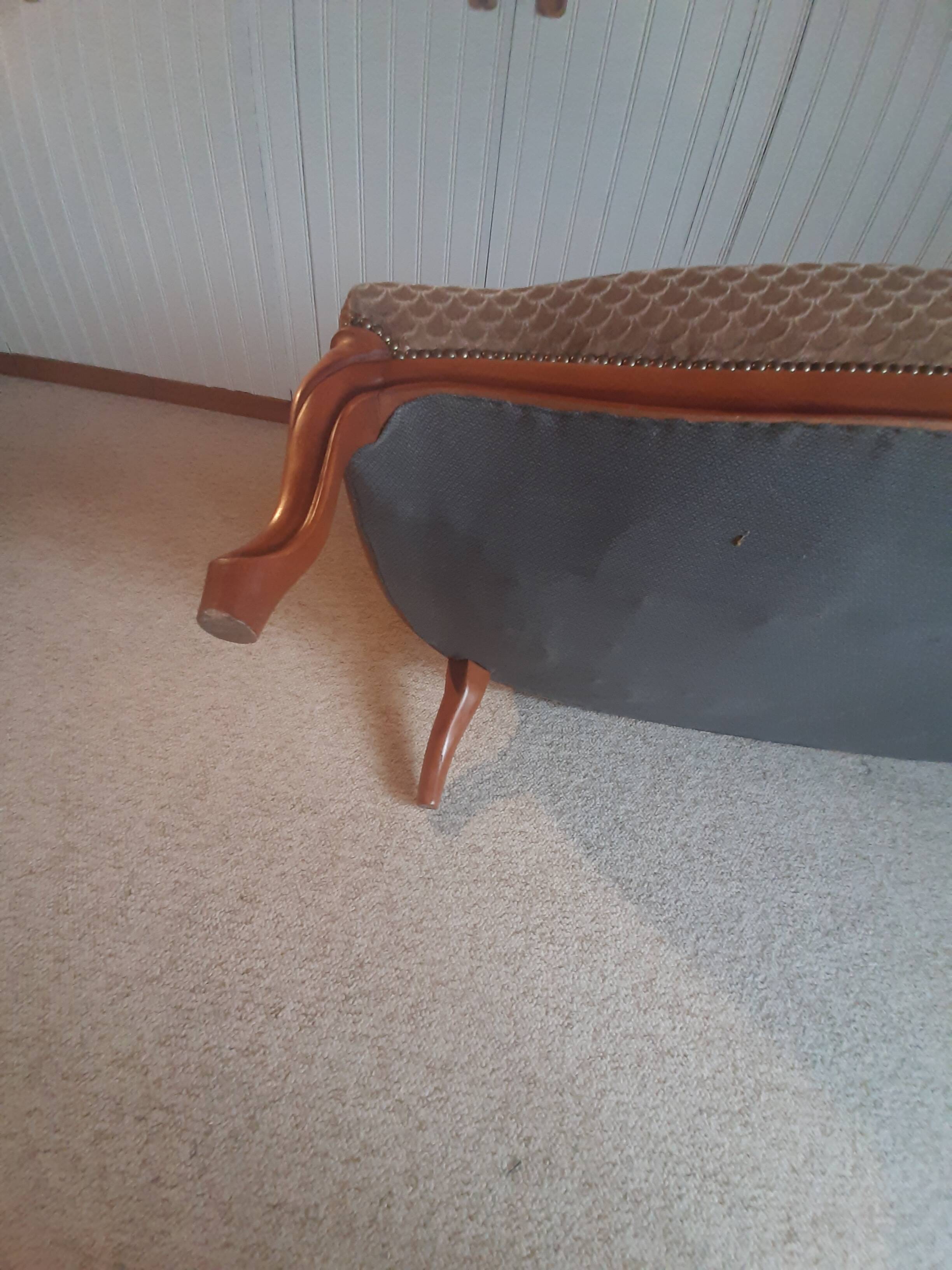 2-seater Louis XV style sofa - arched legs - Art Deco patterned velvet fabric - Beige