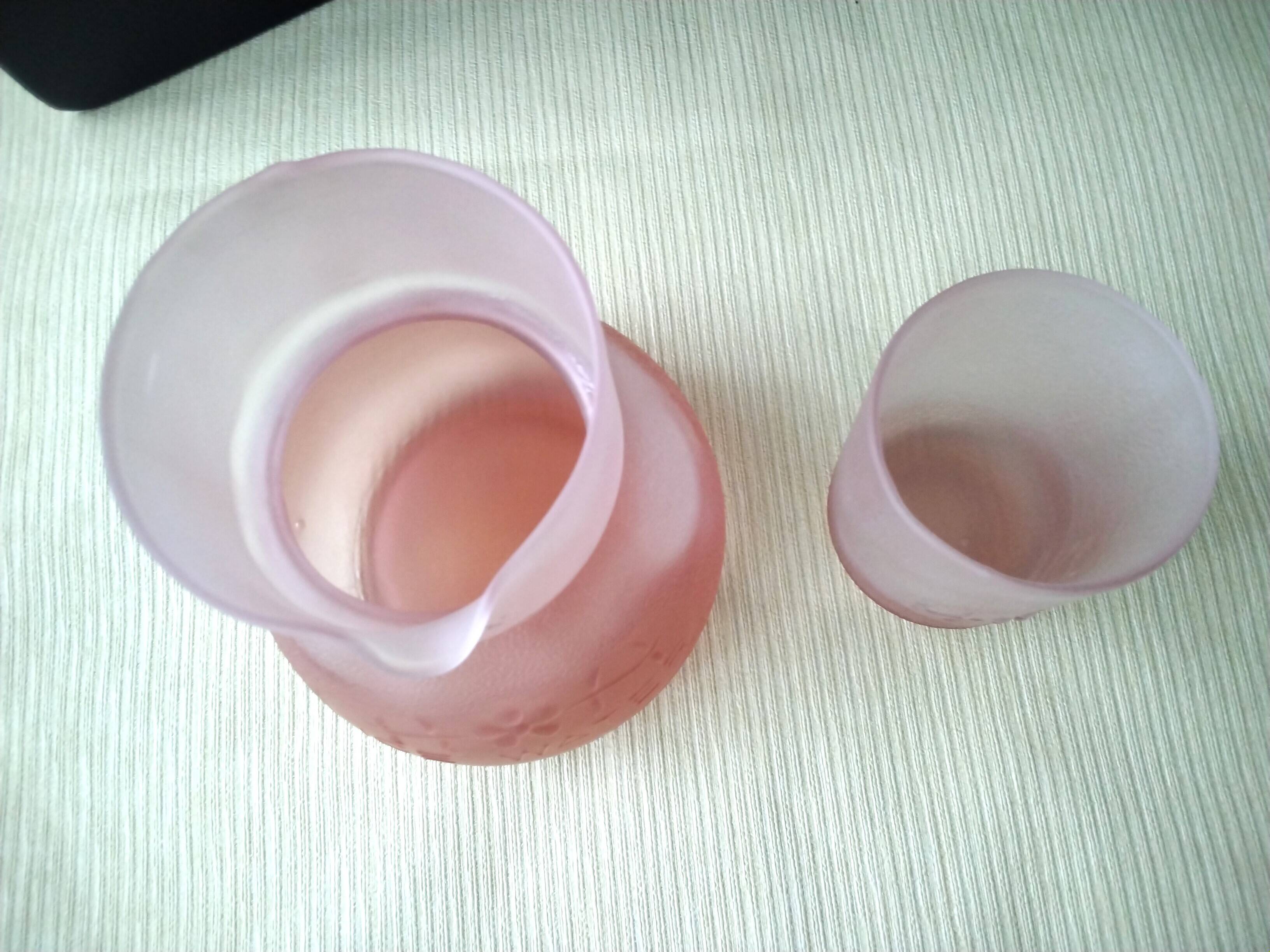 Frosted glass night servant