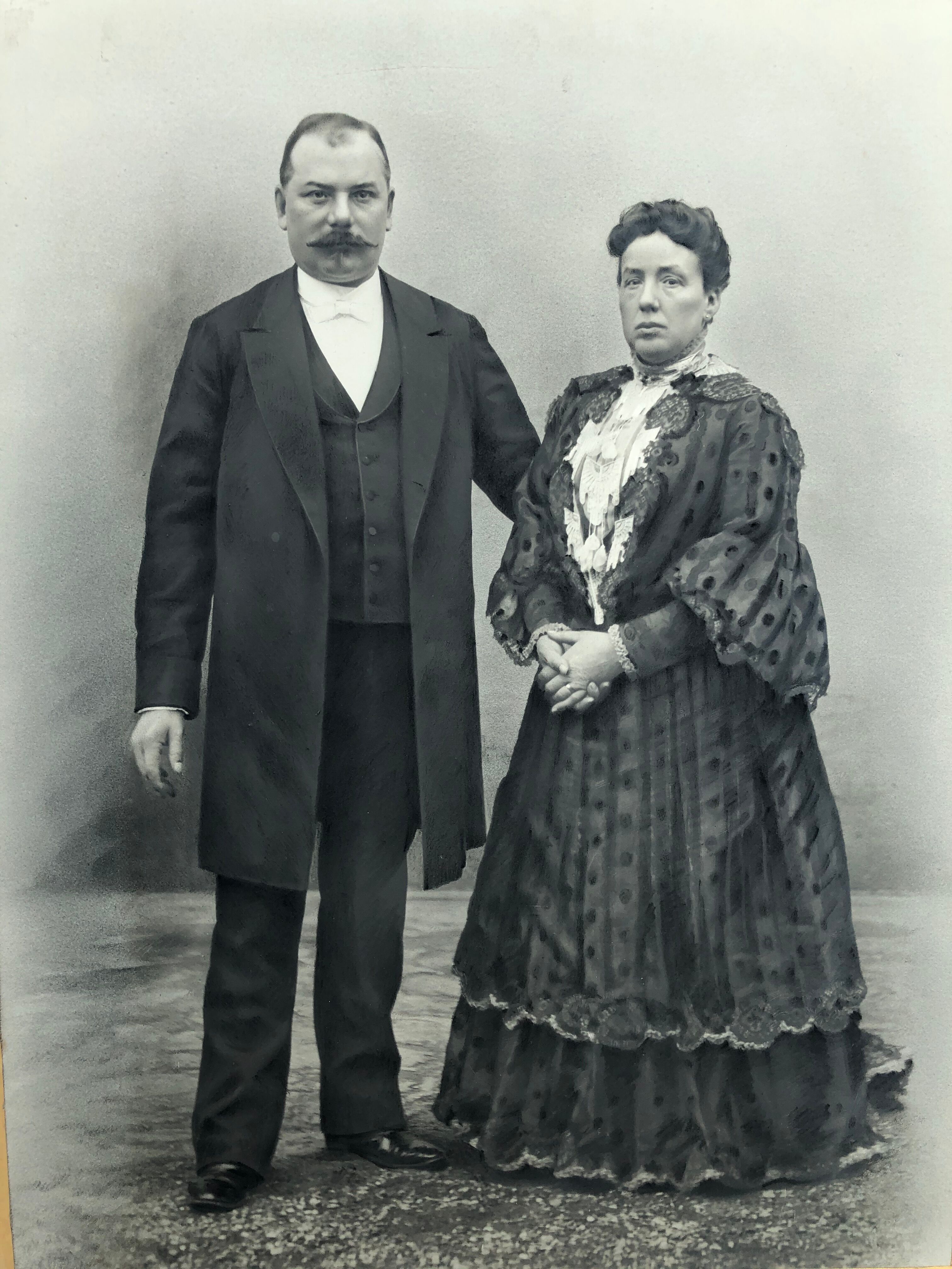 Antique, Great old photography, bourgeois couple, early twentieth, France