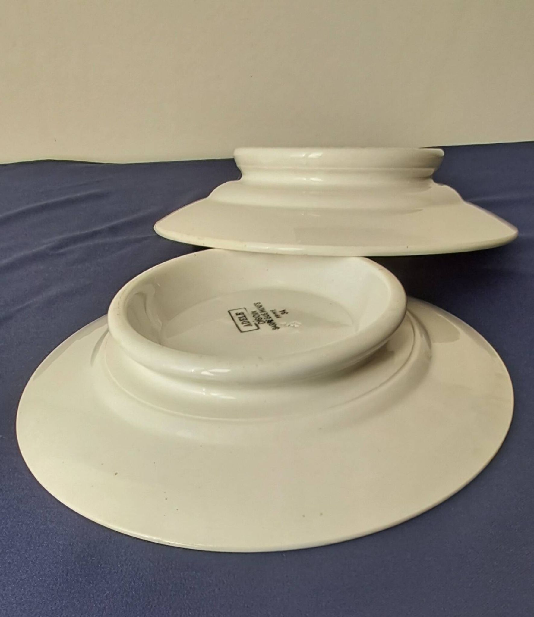 2 plats à gâteaux sur pied. Modèle Adèle de Digoin Sarreguemines.  Ann