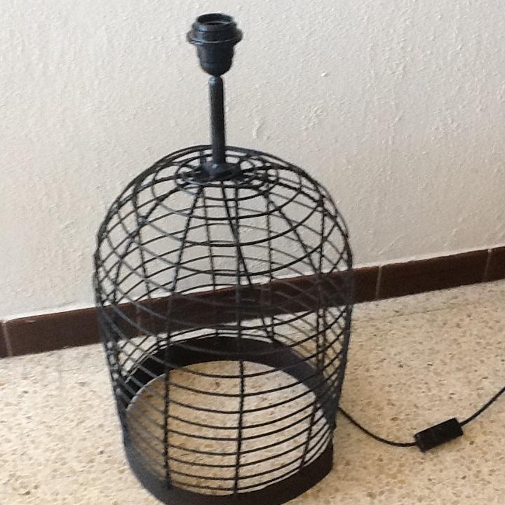 Lamp foot "cage"