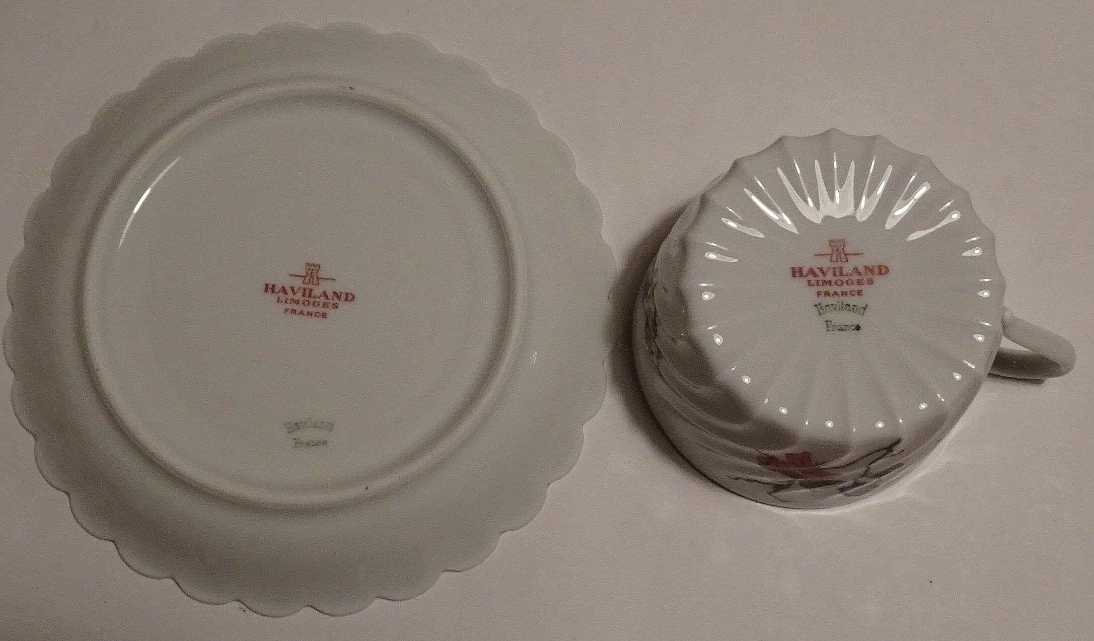 Set of 10 tea cups and eight under cups