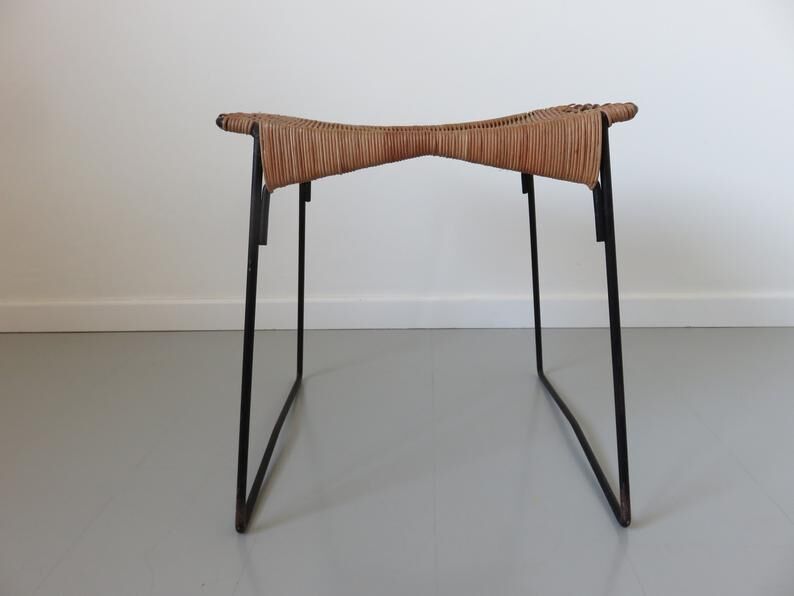 Raoul Guys stool for Airborne in wicker and metal 50s