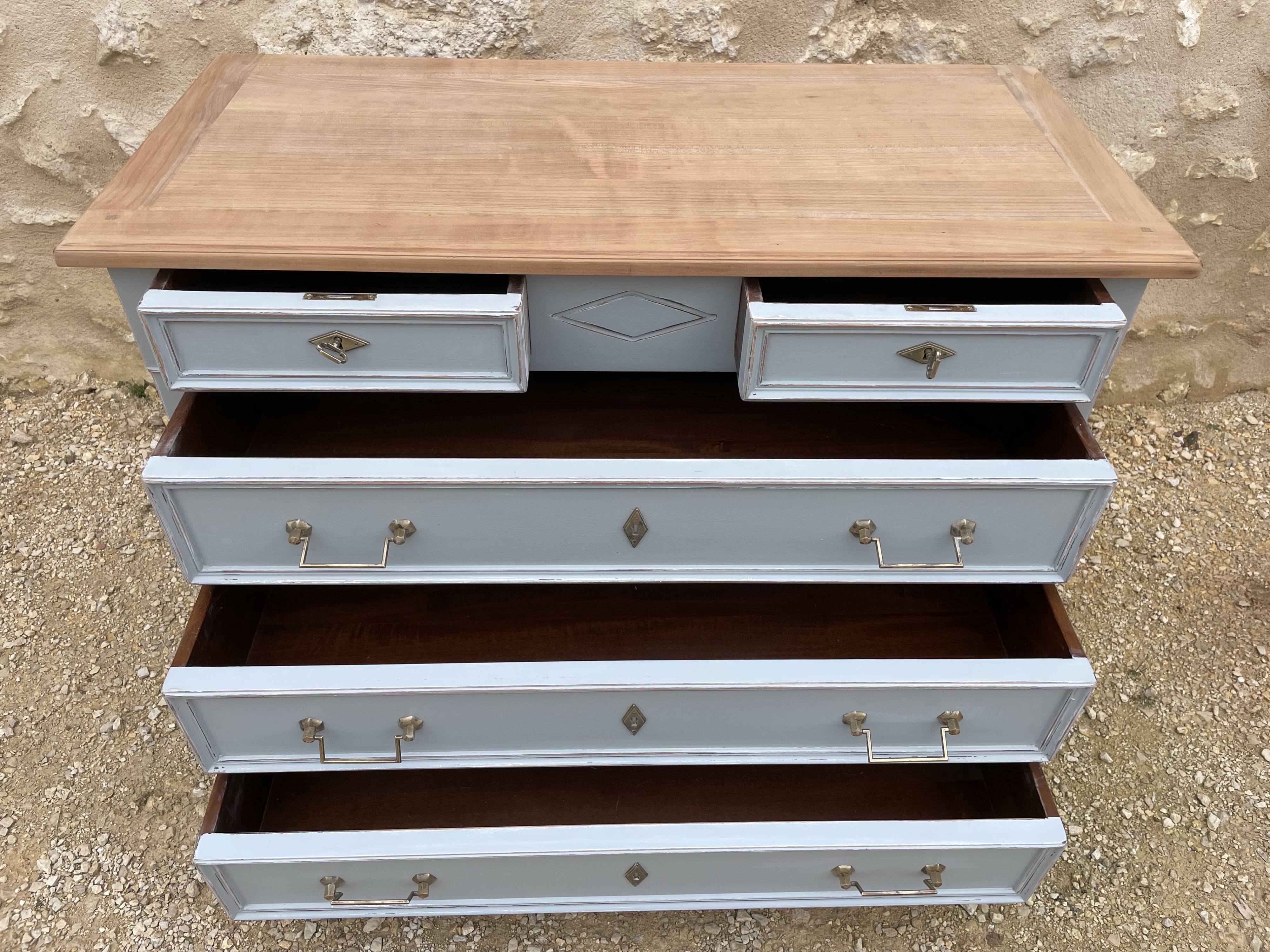 Louis XVI style chest of drawers in Versailles gray patinated cherry