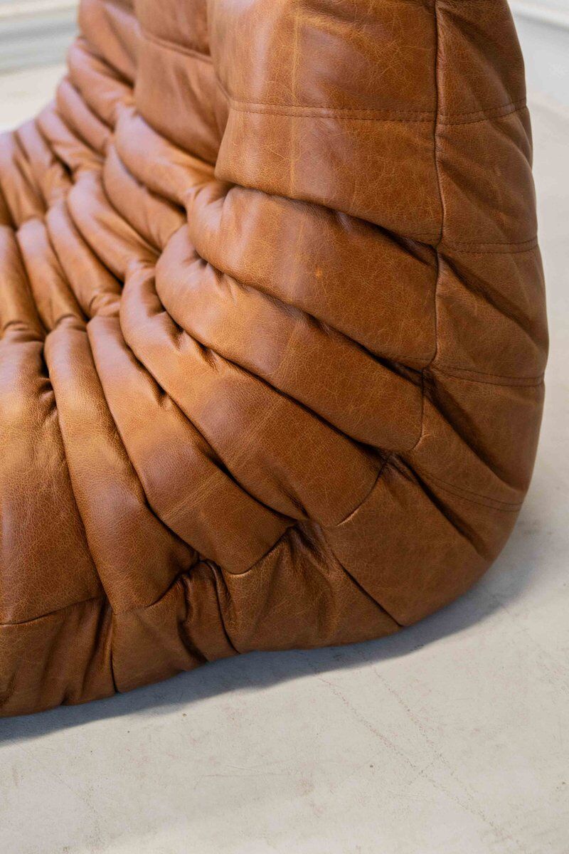 Togo chaise lounge in pine leather by Michel Ducaroy for Ligne Roset, 1974