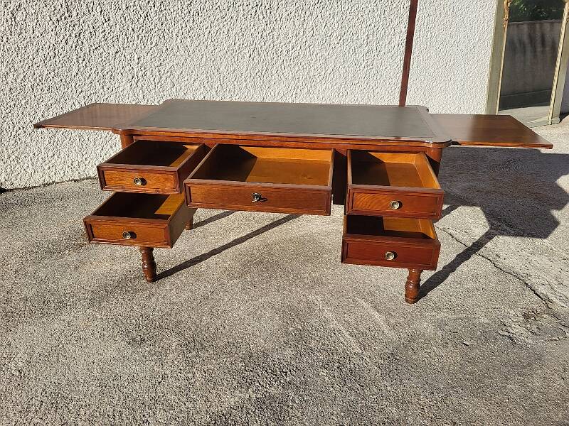 Louis philippe desk in cherry 1980