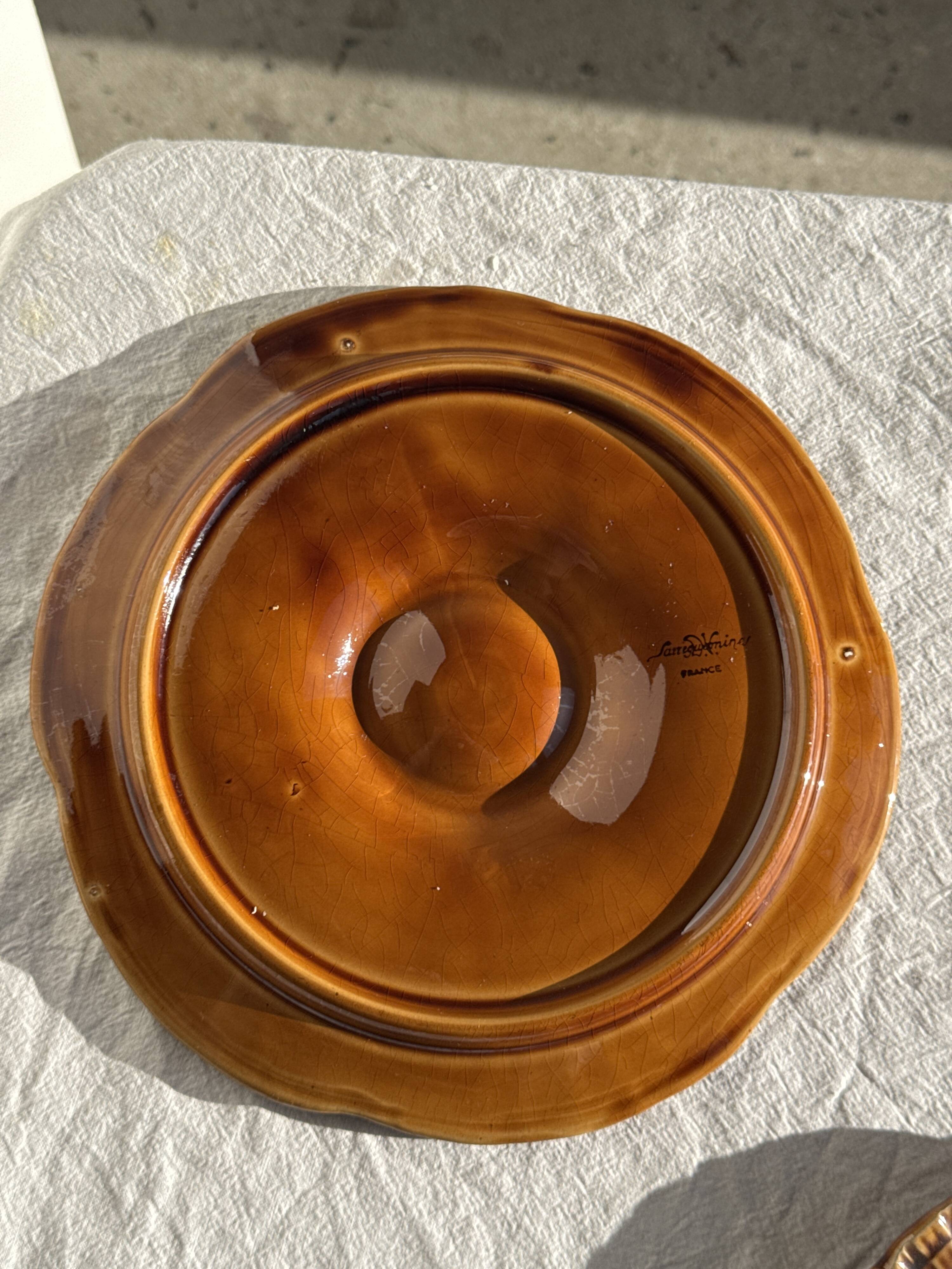 Set of 12 oyster or shell plates in glazed brown ceramic D