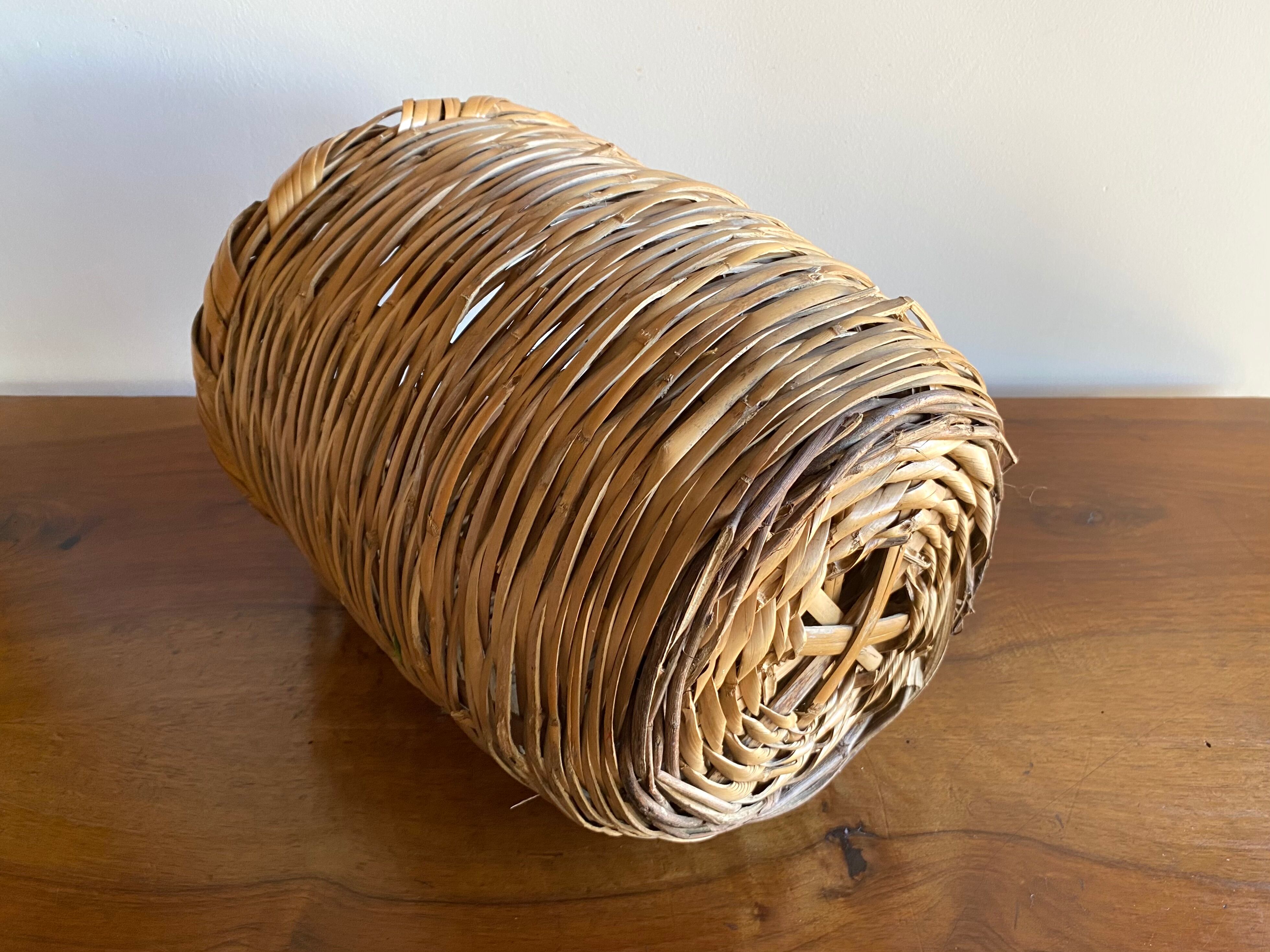 Old handmade 🧺 basket in braided rattan bamboo