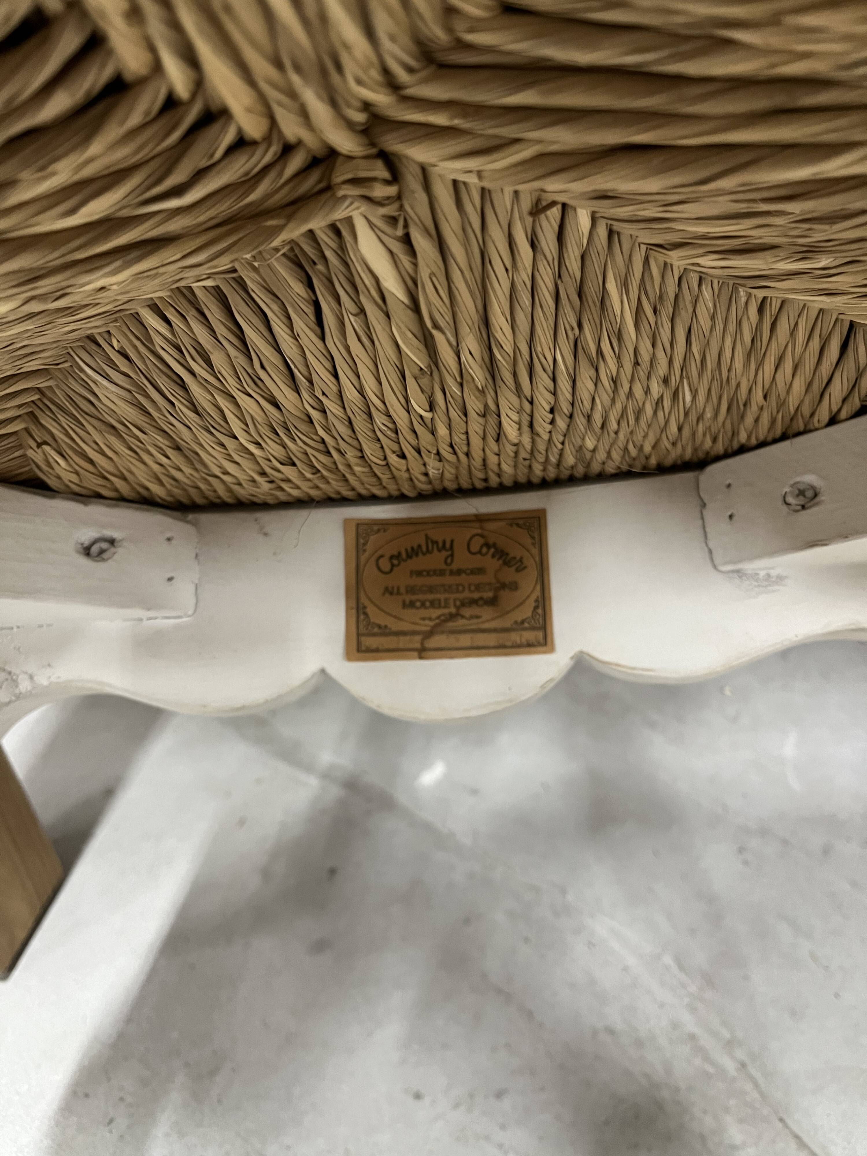 Lot of 06 interieur brand chairs