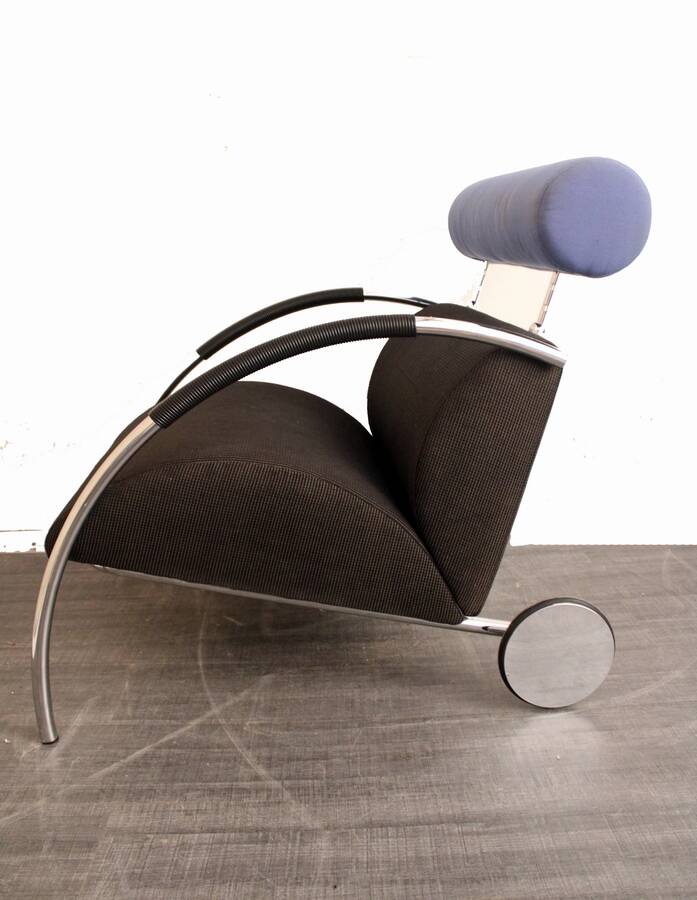 Zyklus armchair designed by Peter Maly for COR