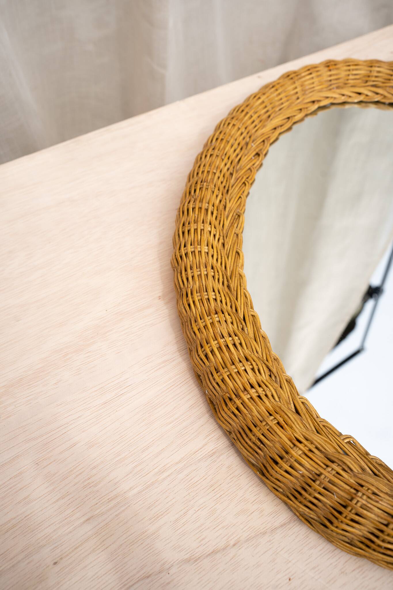 Miroir en osier ovale