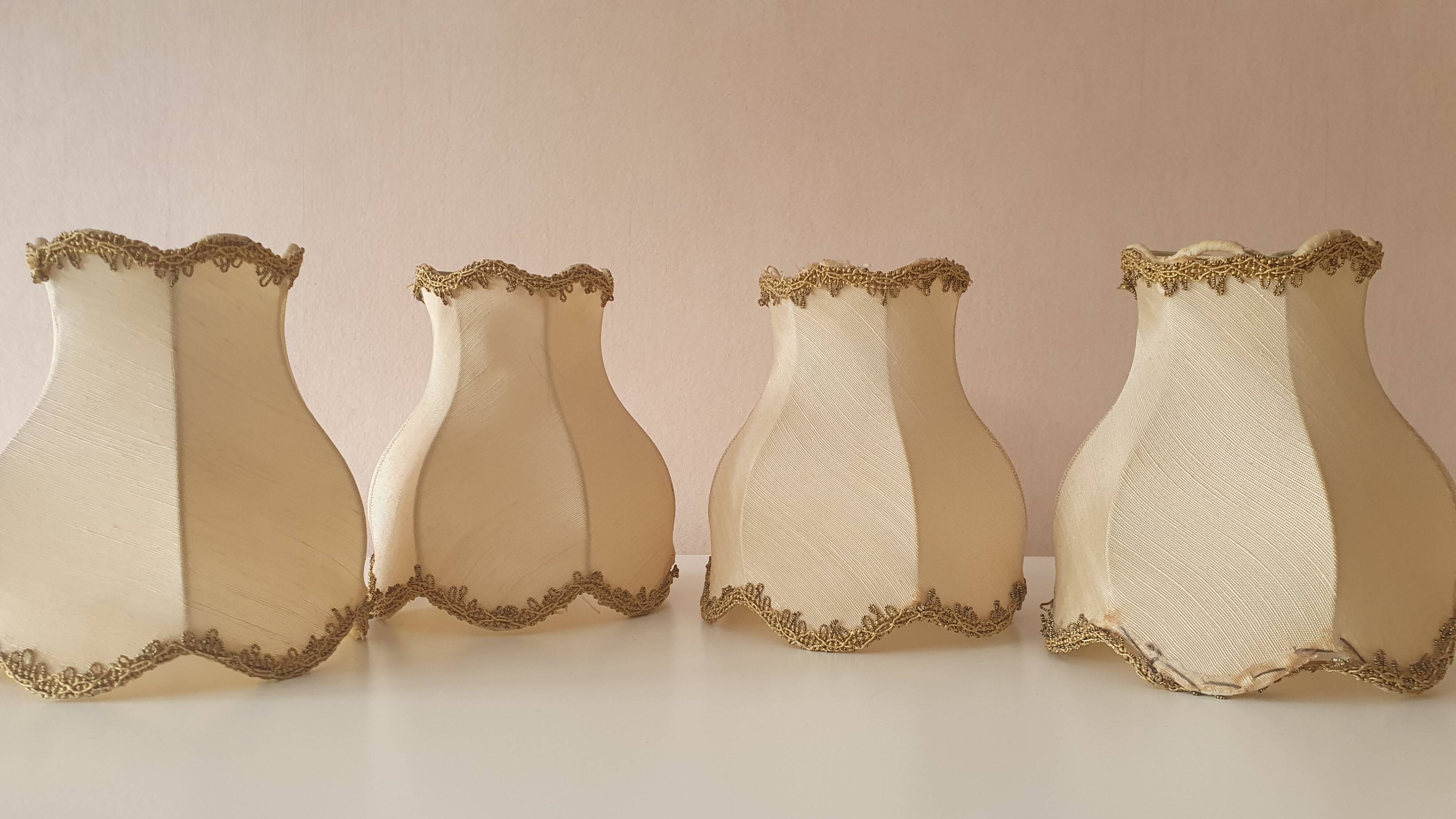 Set of 4 fabric lampshades with fringes