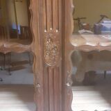 Glass cabinet/display cabinet/bookshelf