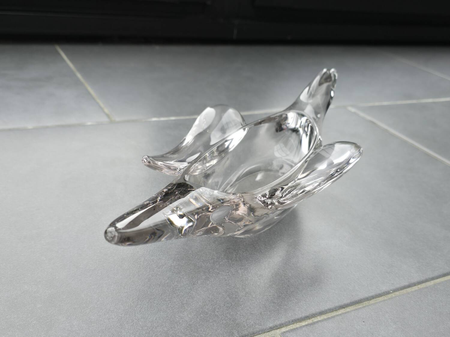 Plate, swallow bird ashtray in French glass from Vanne 1960.