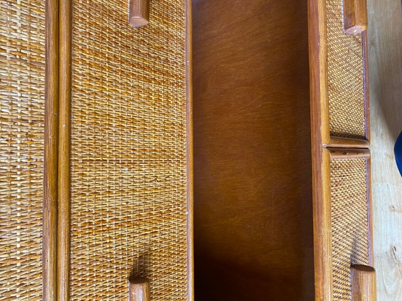 Rattan chest of drawers