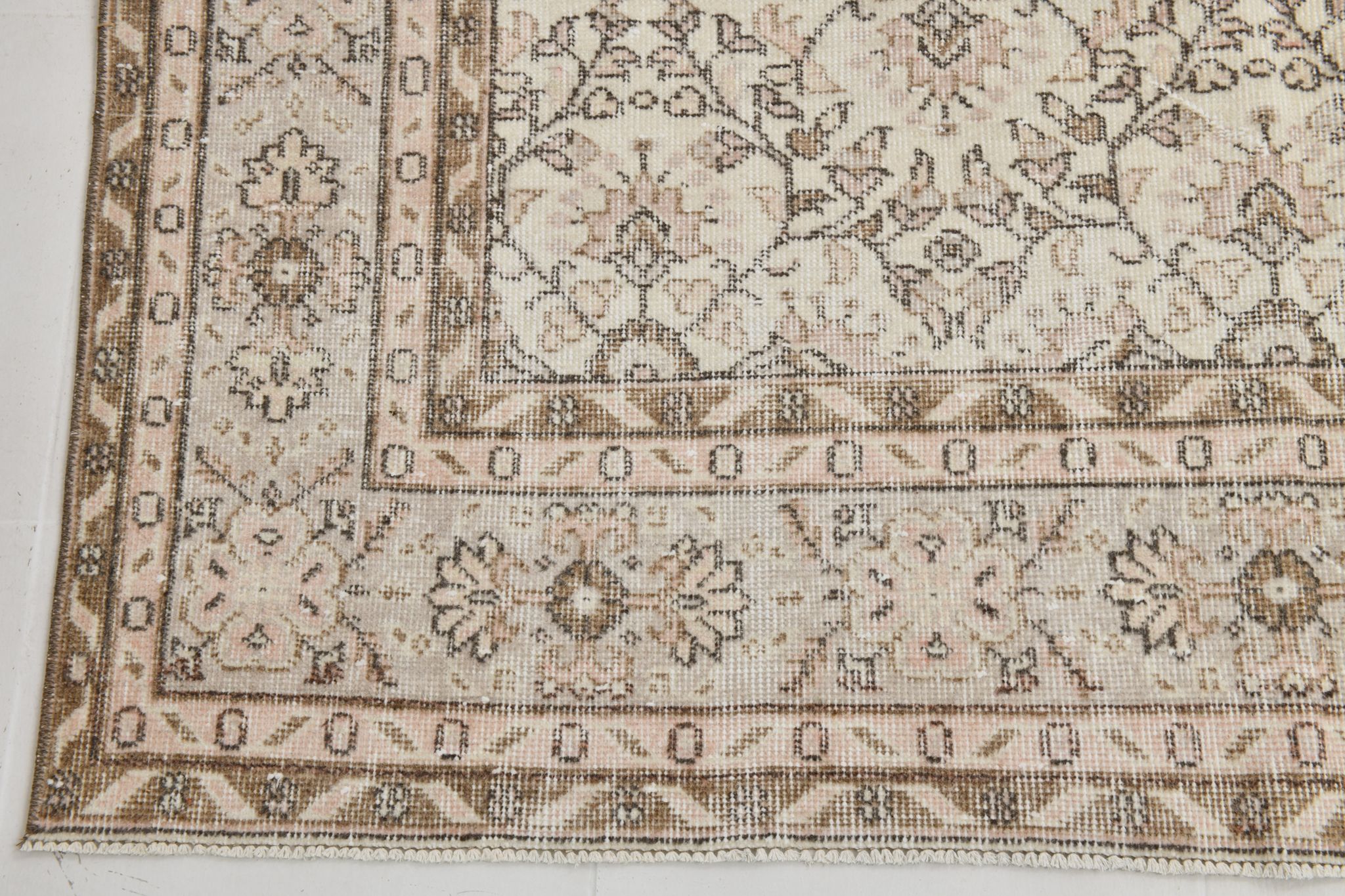 Tapis vintage bordé, 218x326cm