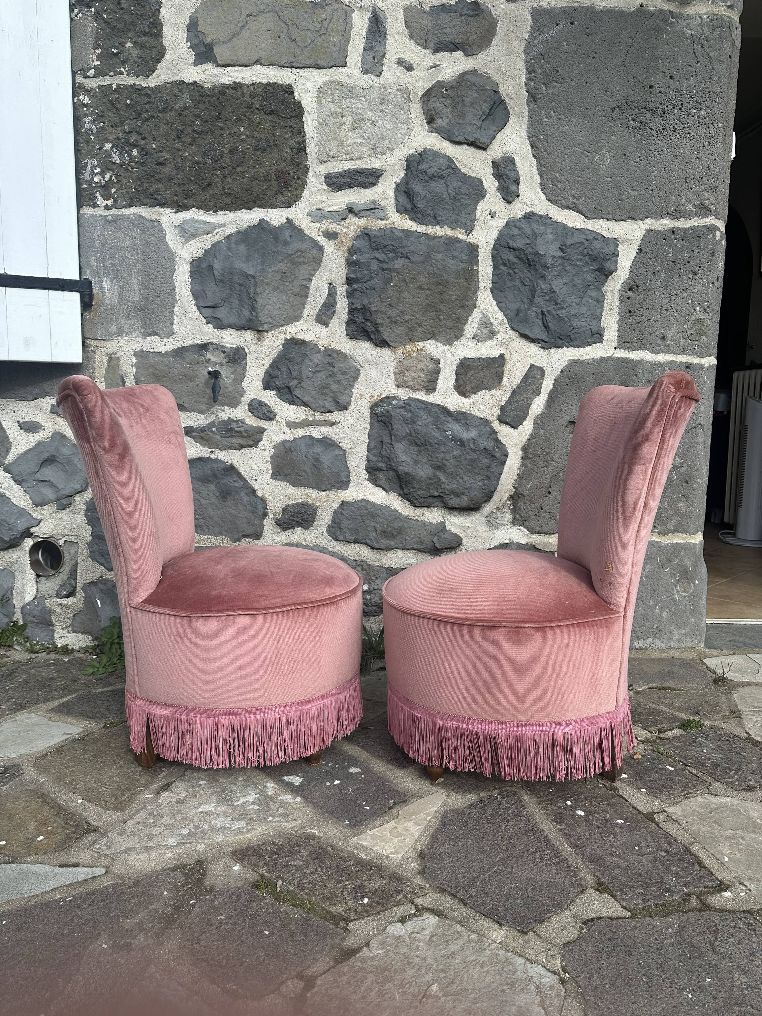 Pair of frog armchairs in pink velvet