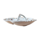 Plat ansé en porcelaine fleurie