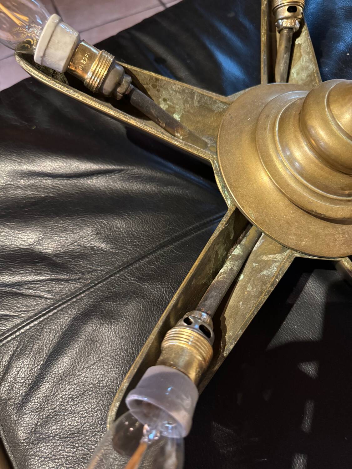 Mid-20th century star-shaped chandelier