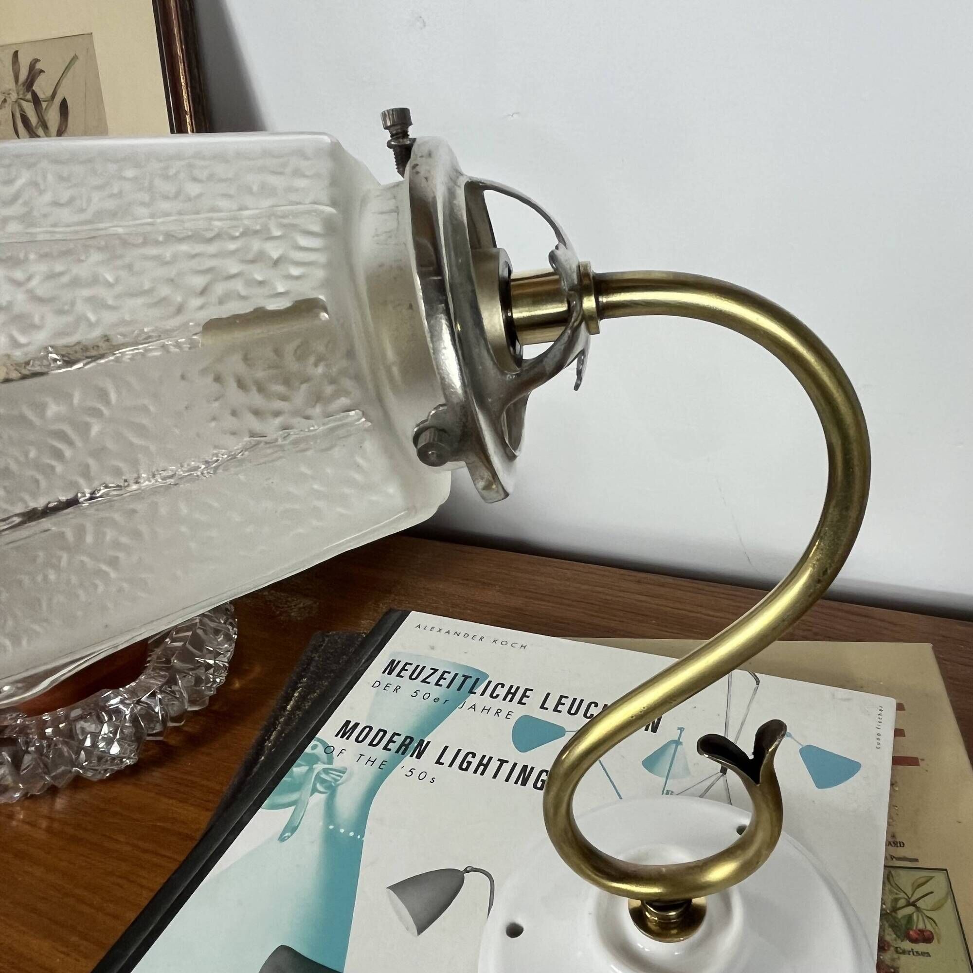 Vintage brass wall light with Art Nouveau tulip shade.
