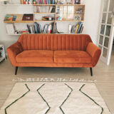 Magnificent Berber carpet Béni Ouarain green and white with diamonds and braided border