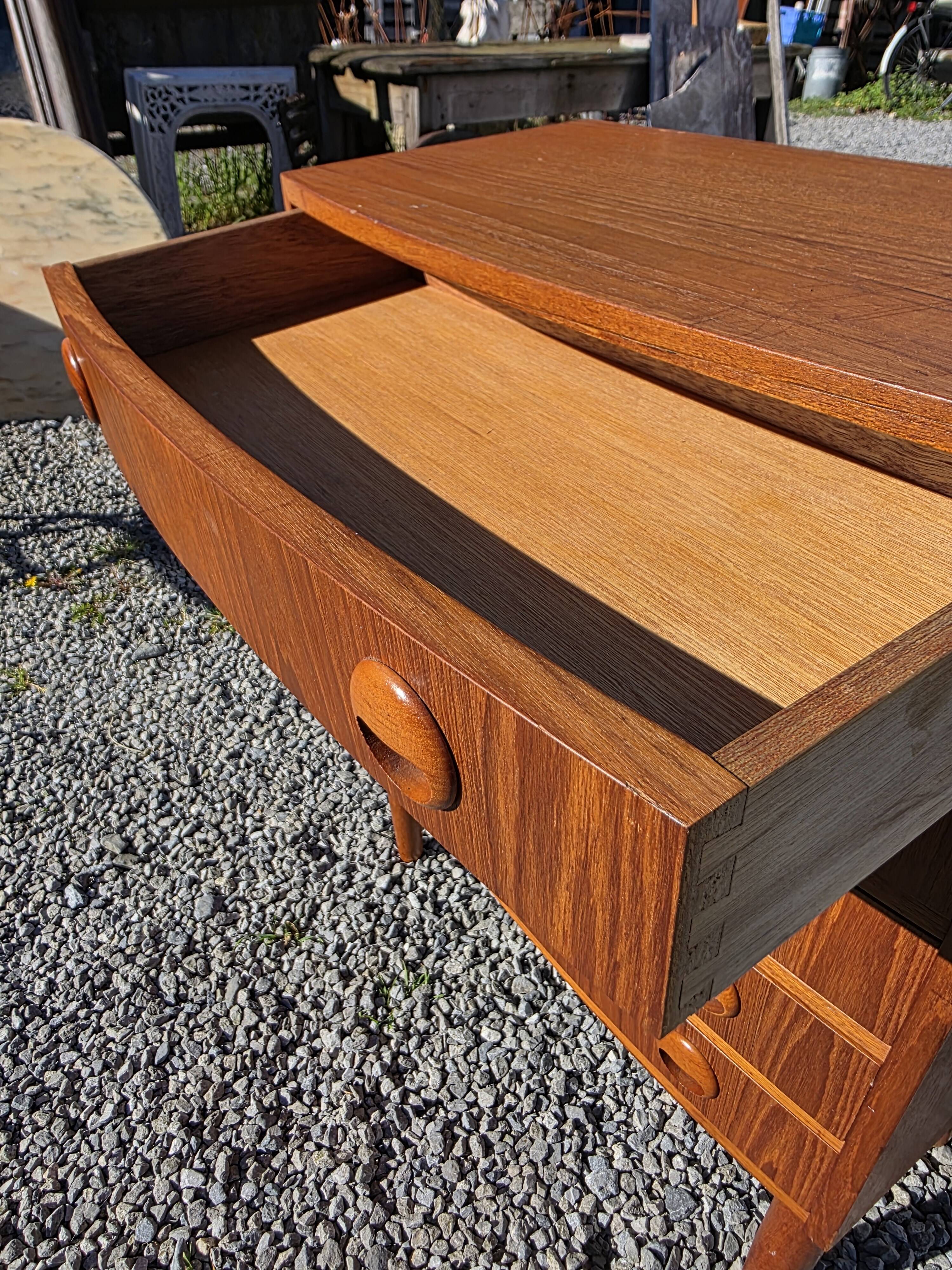 Scandinavian curved teak commode, Kai Kristiansen, 1960
