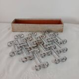 Vintage knife holder