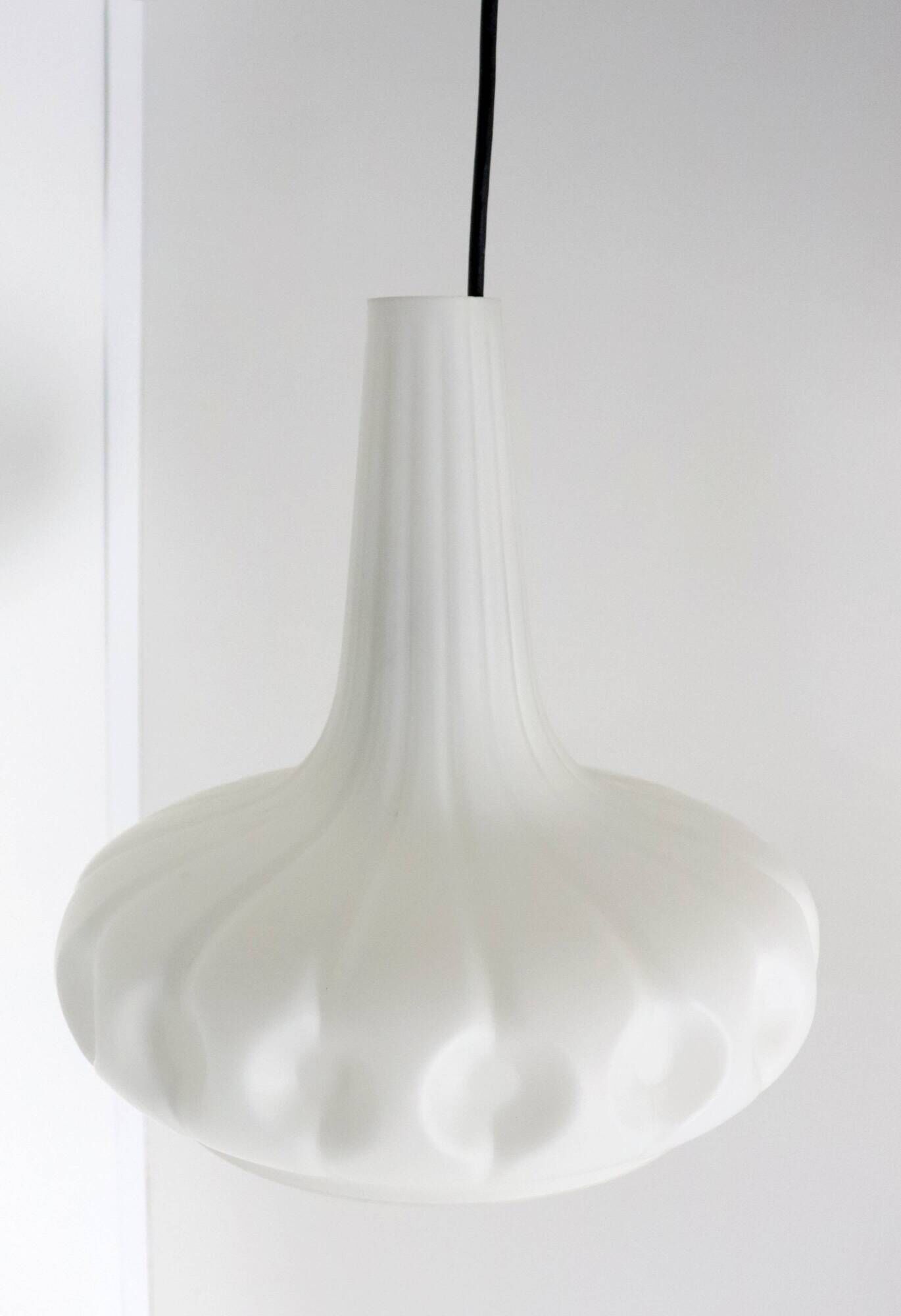Peill & Putzler melkglazen lamp vintage mid century design