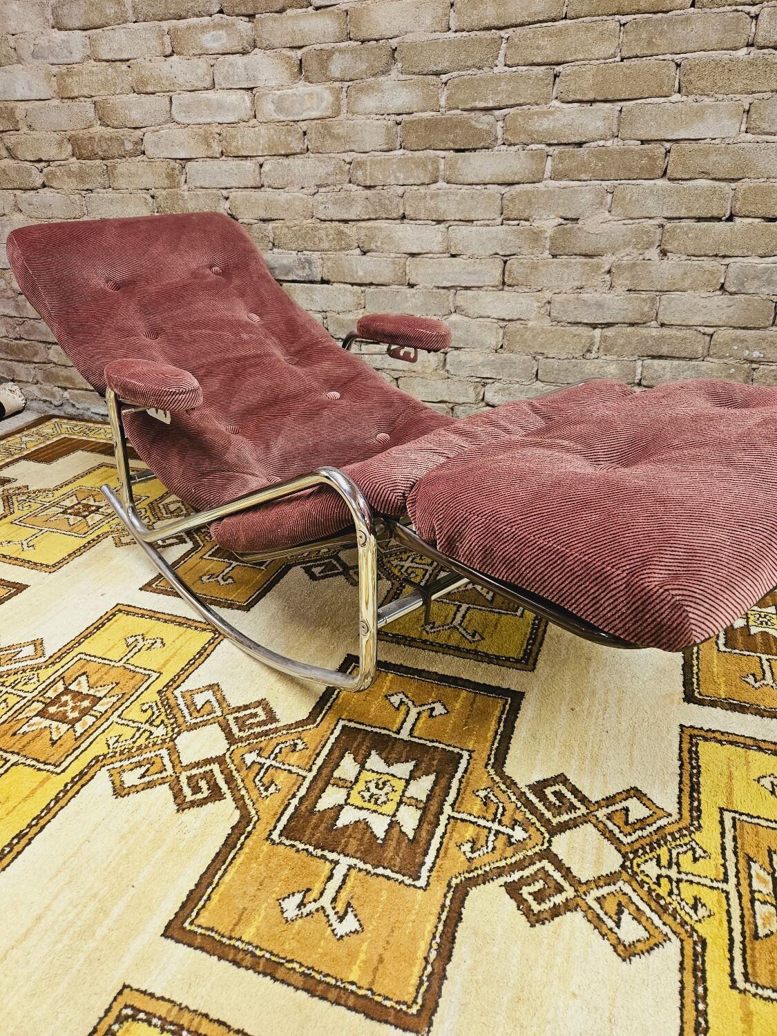 Lounge chair Lama 1970 vintage