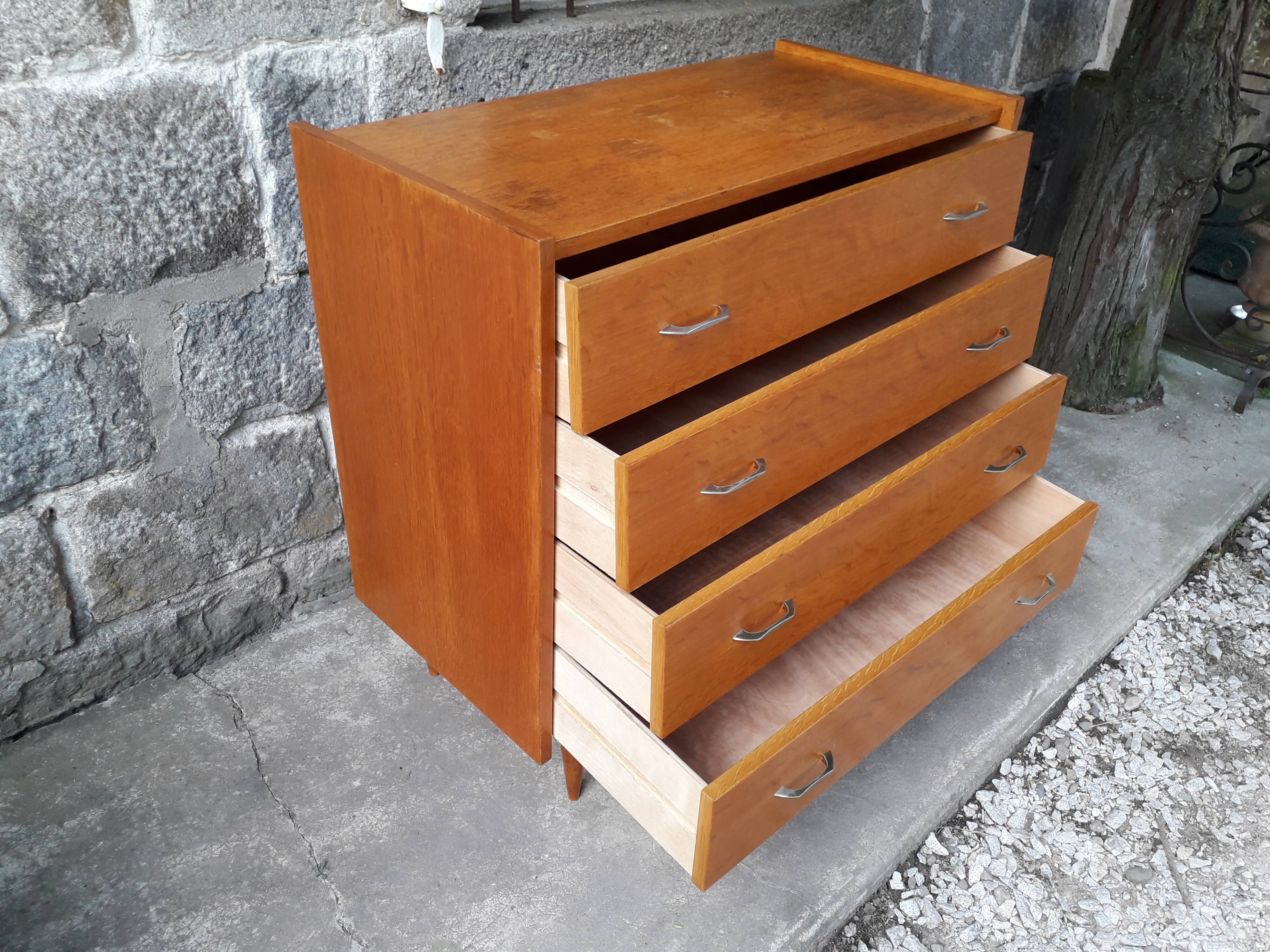 Vintage chest of drawers