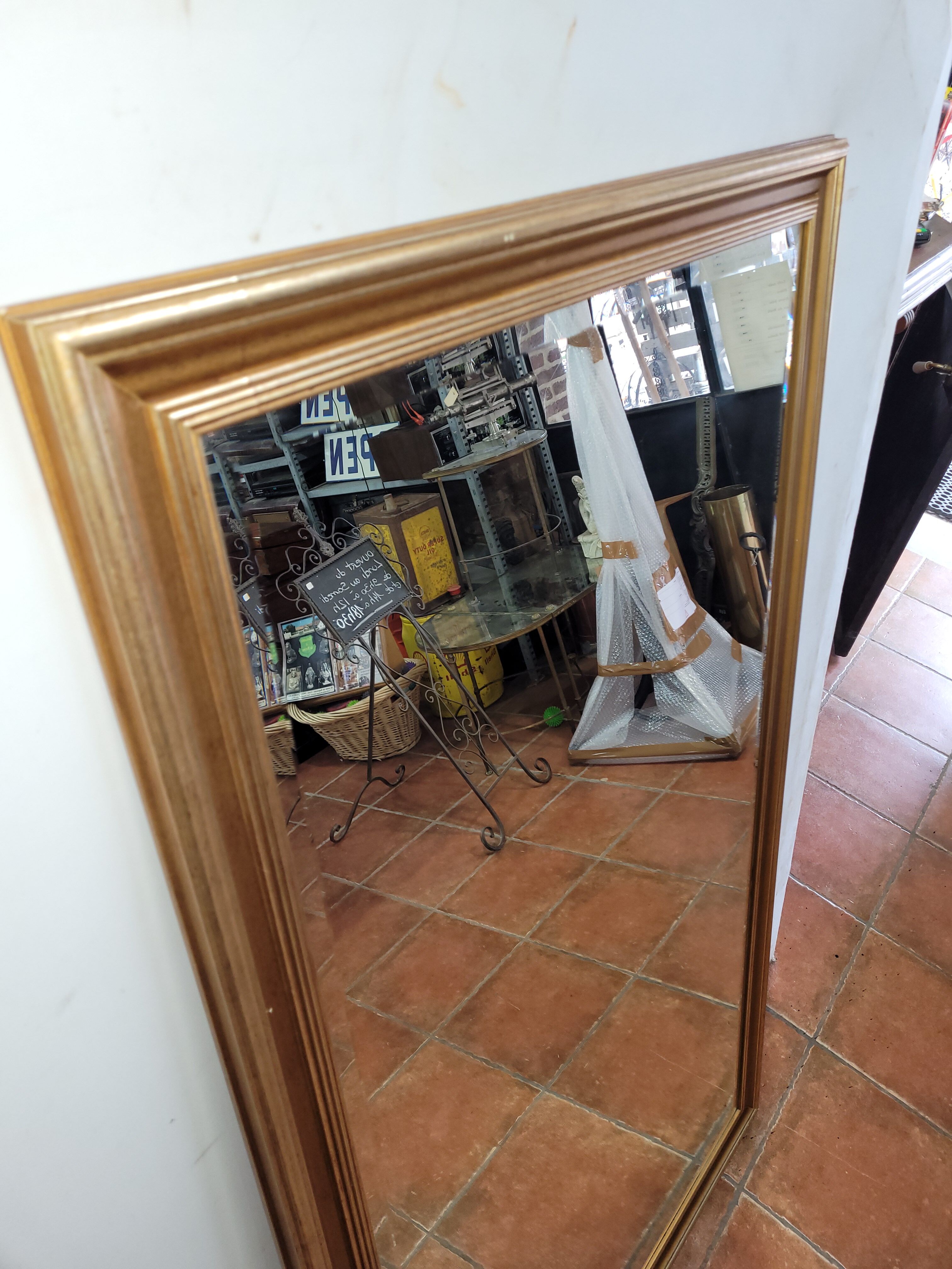 Gilded mirror with beveled mirror