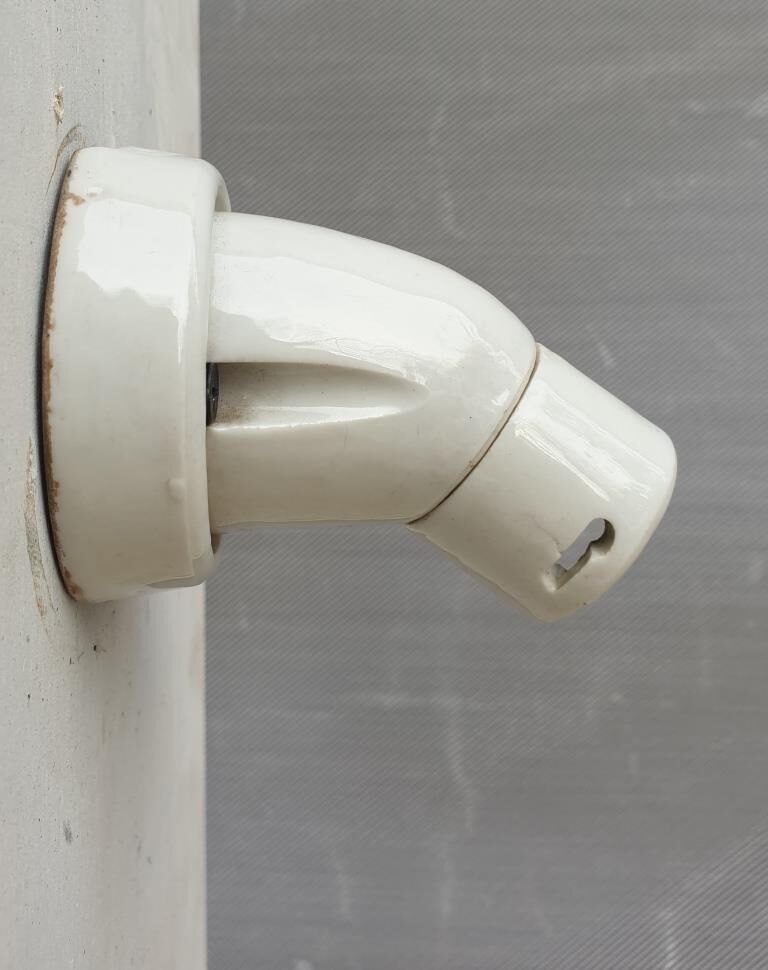 Angled wall lamp Art Deco porcelain