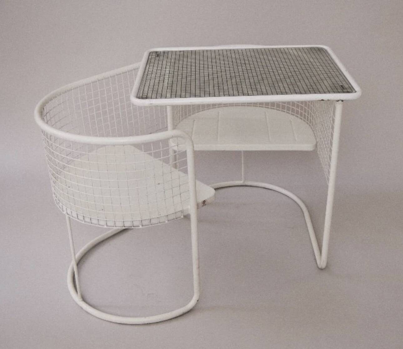 Salon de jardin table et chaises Emu