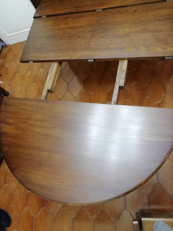 Table ronde ancienne