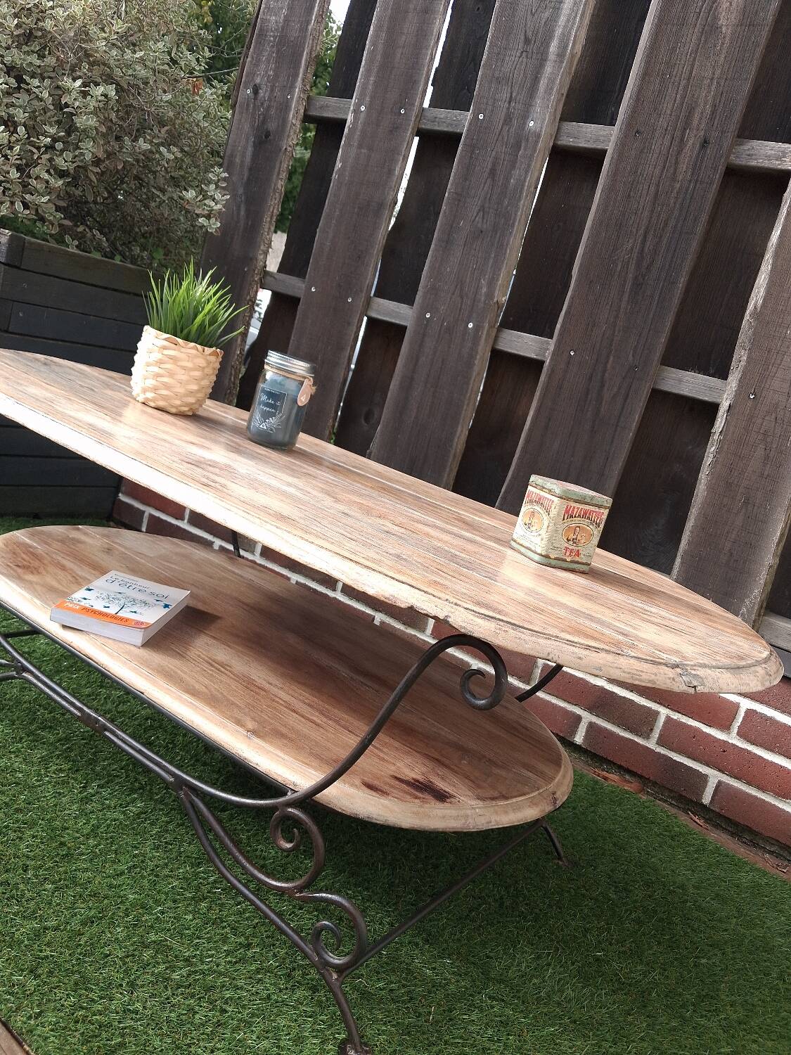 Table de caractère acacia et fer forgé