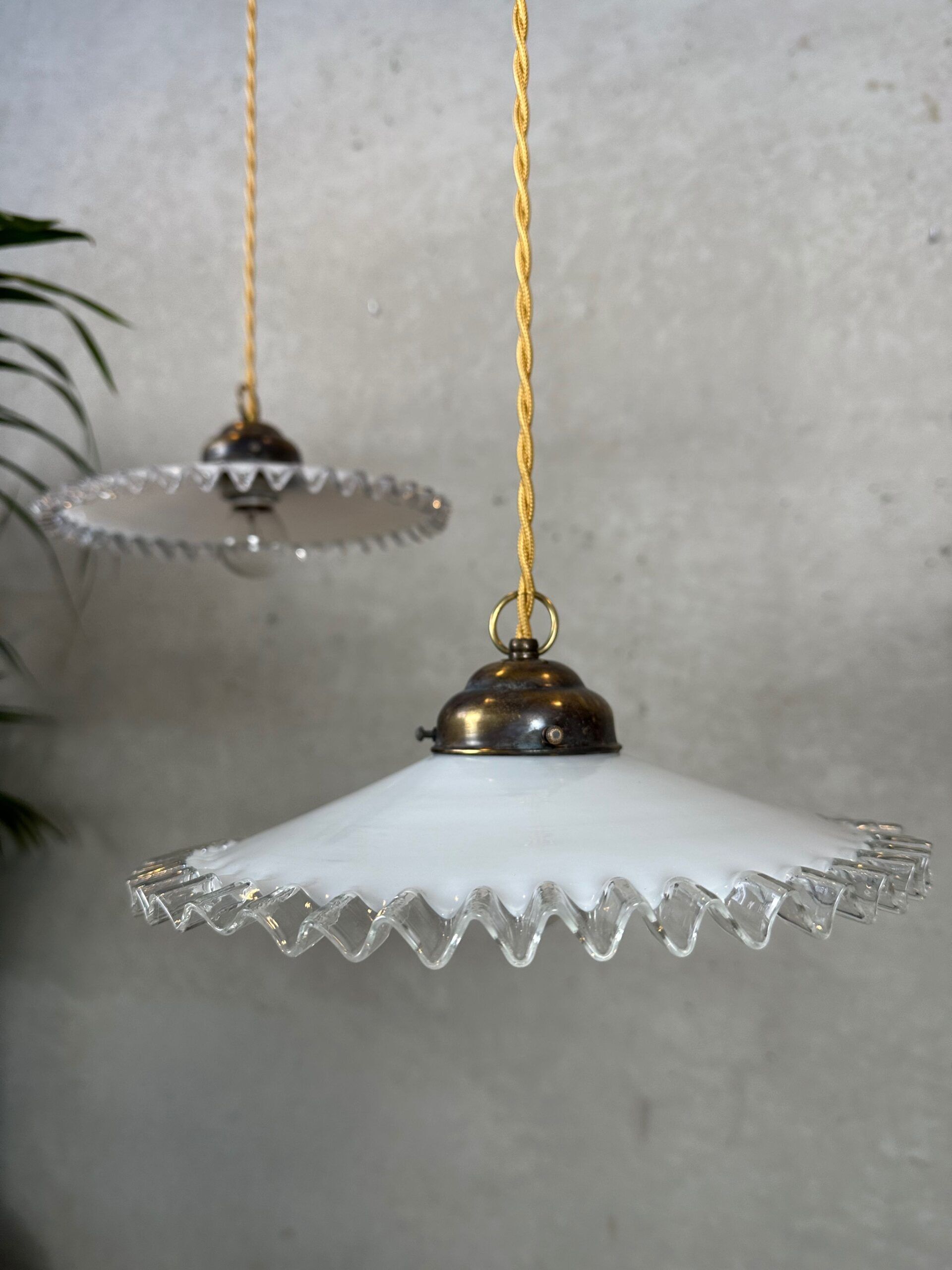 5x opaline collar lamps