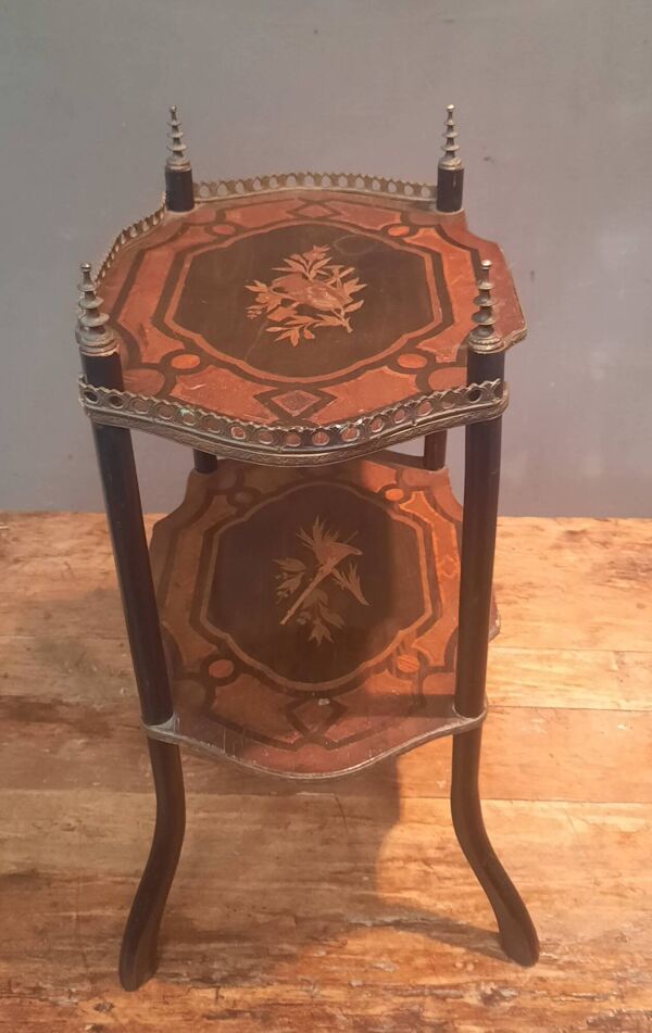 Table d'appoint marquetée Napoleon III