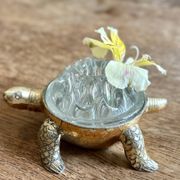 Pique fleur vintage tortue